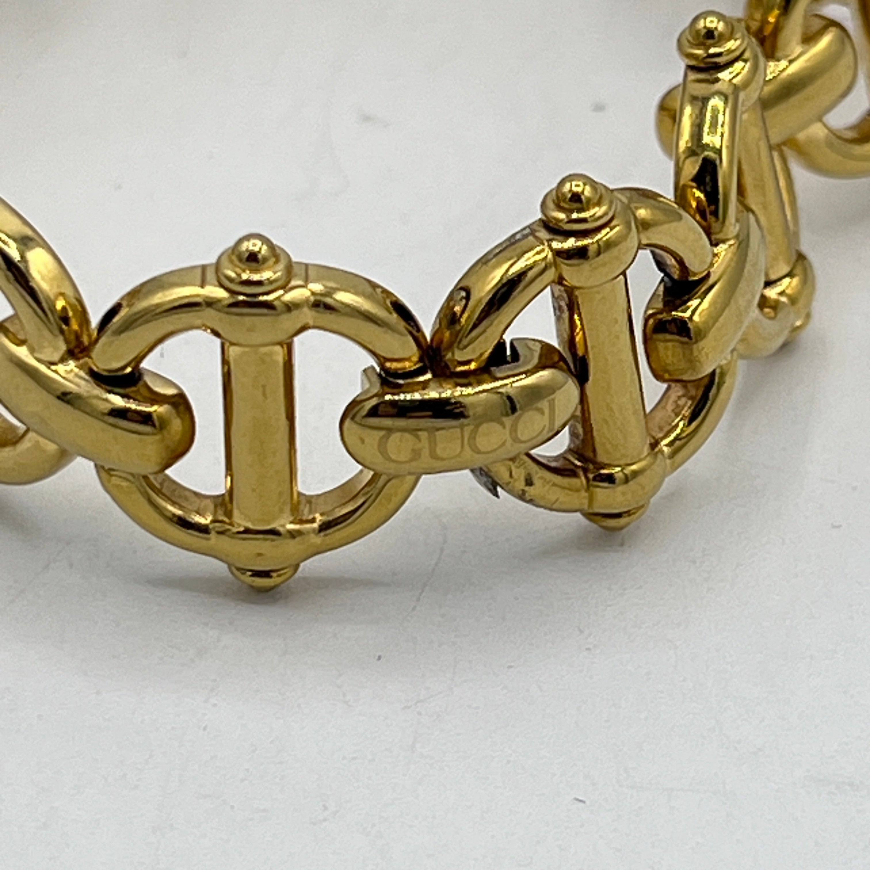 Montre GUCCI 6400 L plaqué or dorée