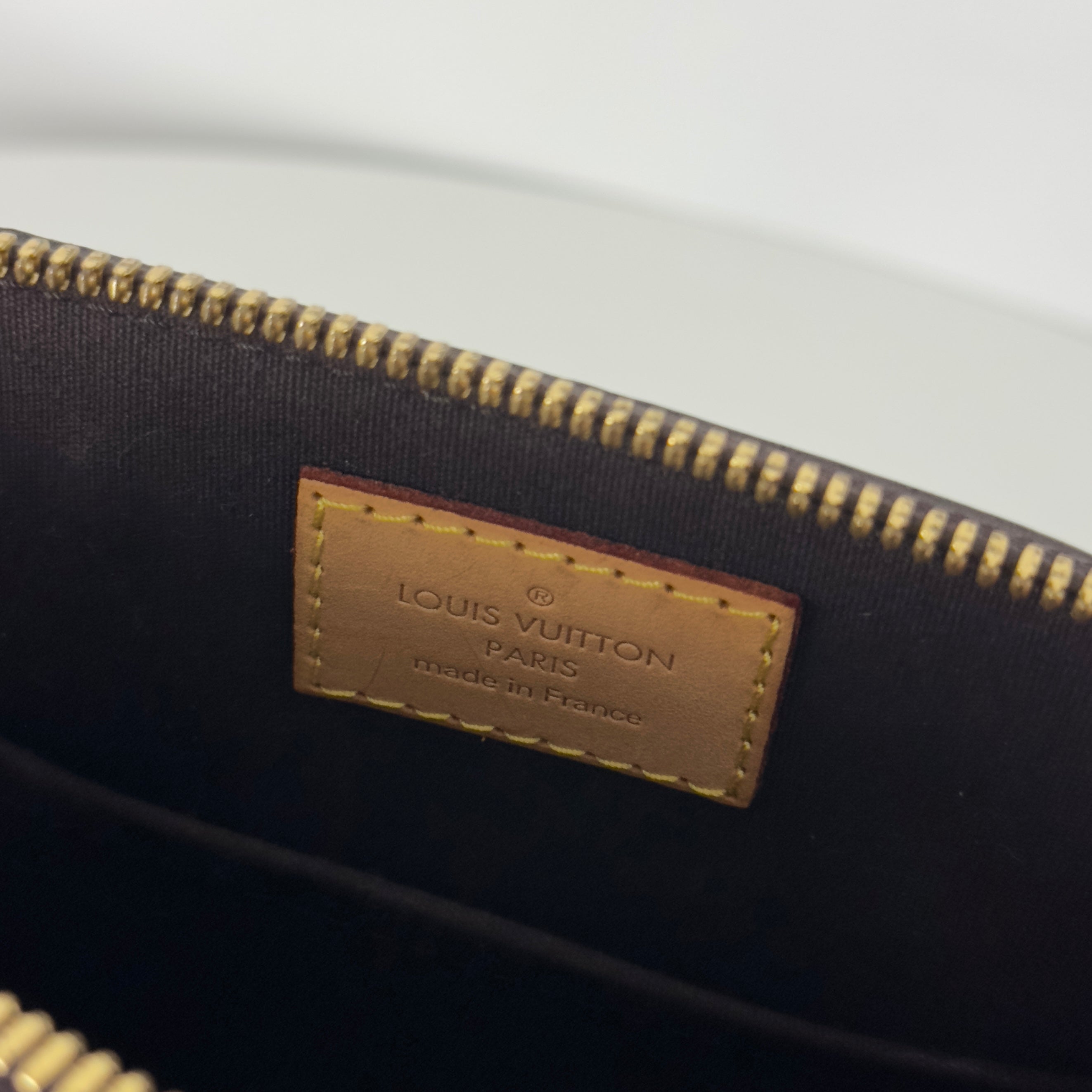 Sac à main LOUIS VUITTON Alma BB cuir verni violet