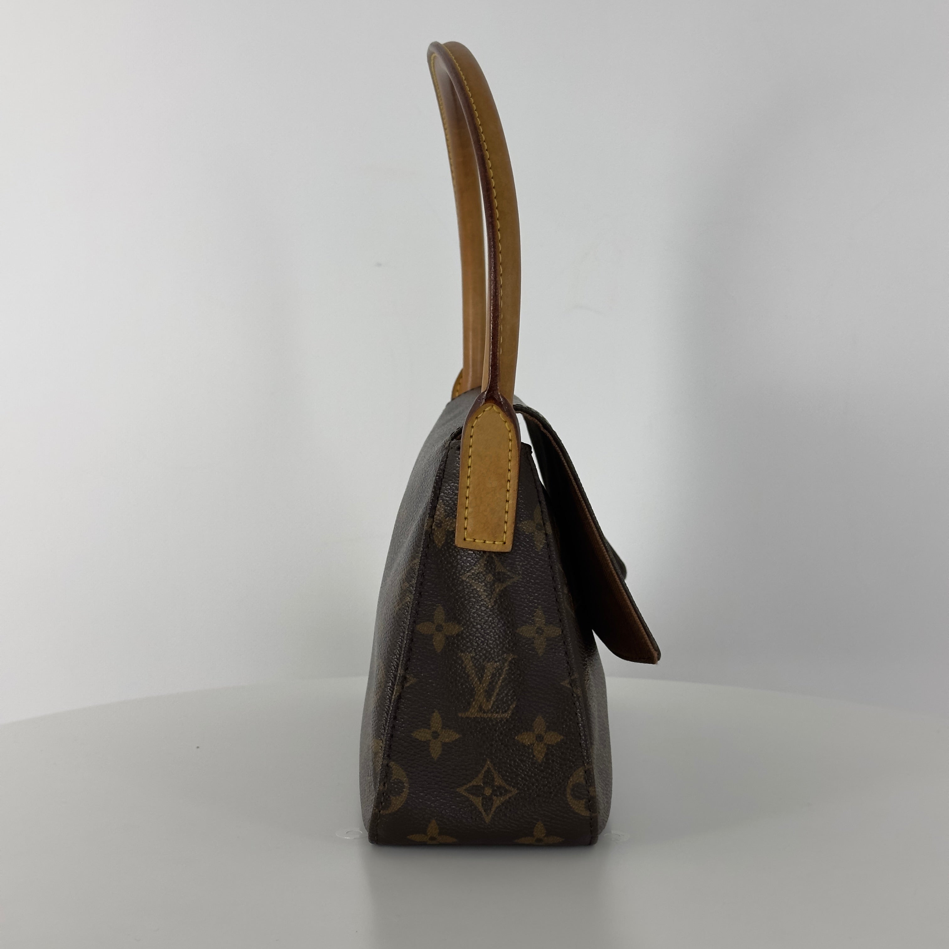 Sac à main LOUIS VUITTON Looping PM toile et cuir marron