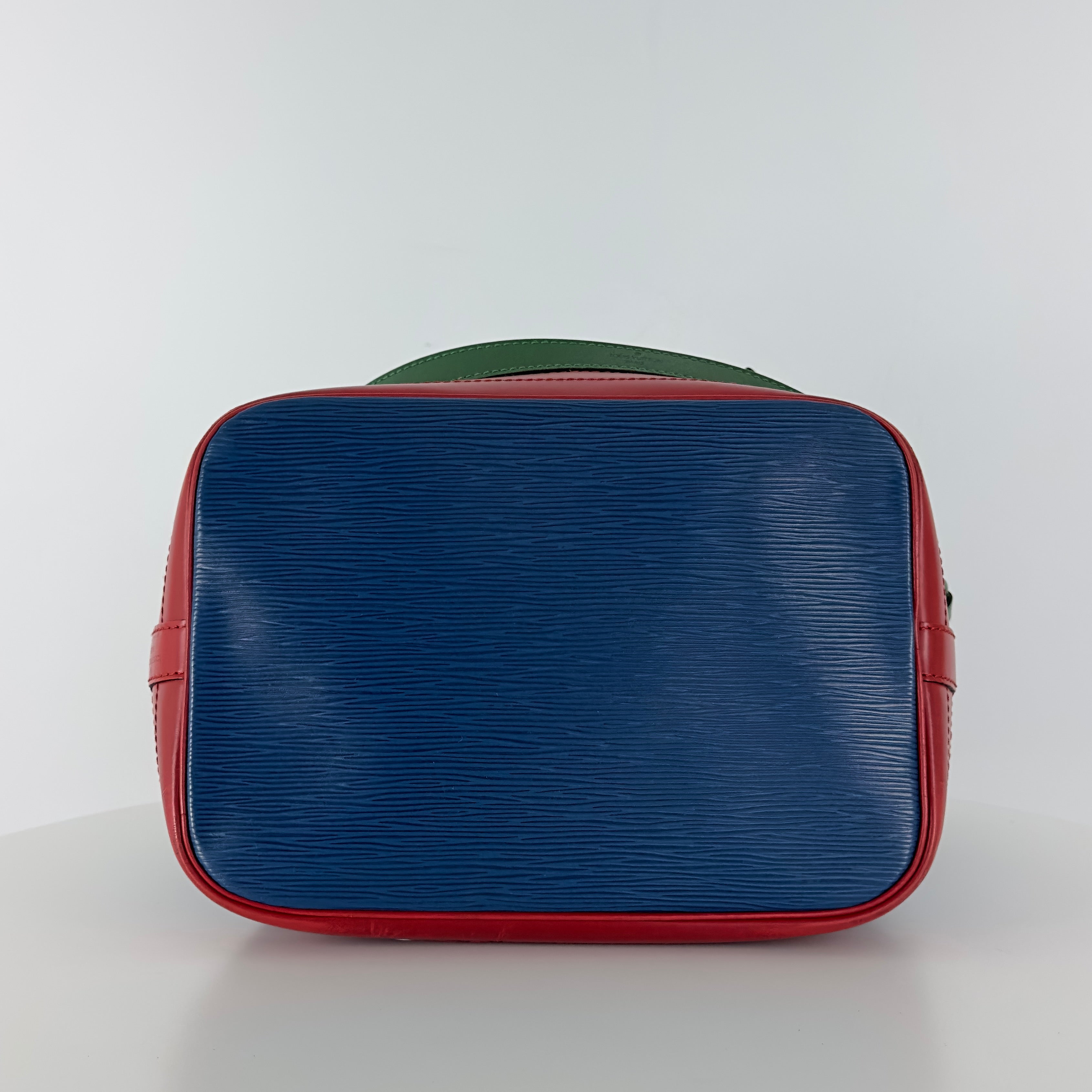 Sac à main LOUIS VUITTON Noé Grand cuir épi tricolore