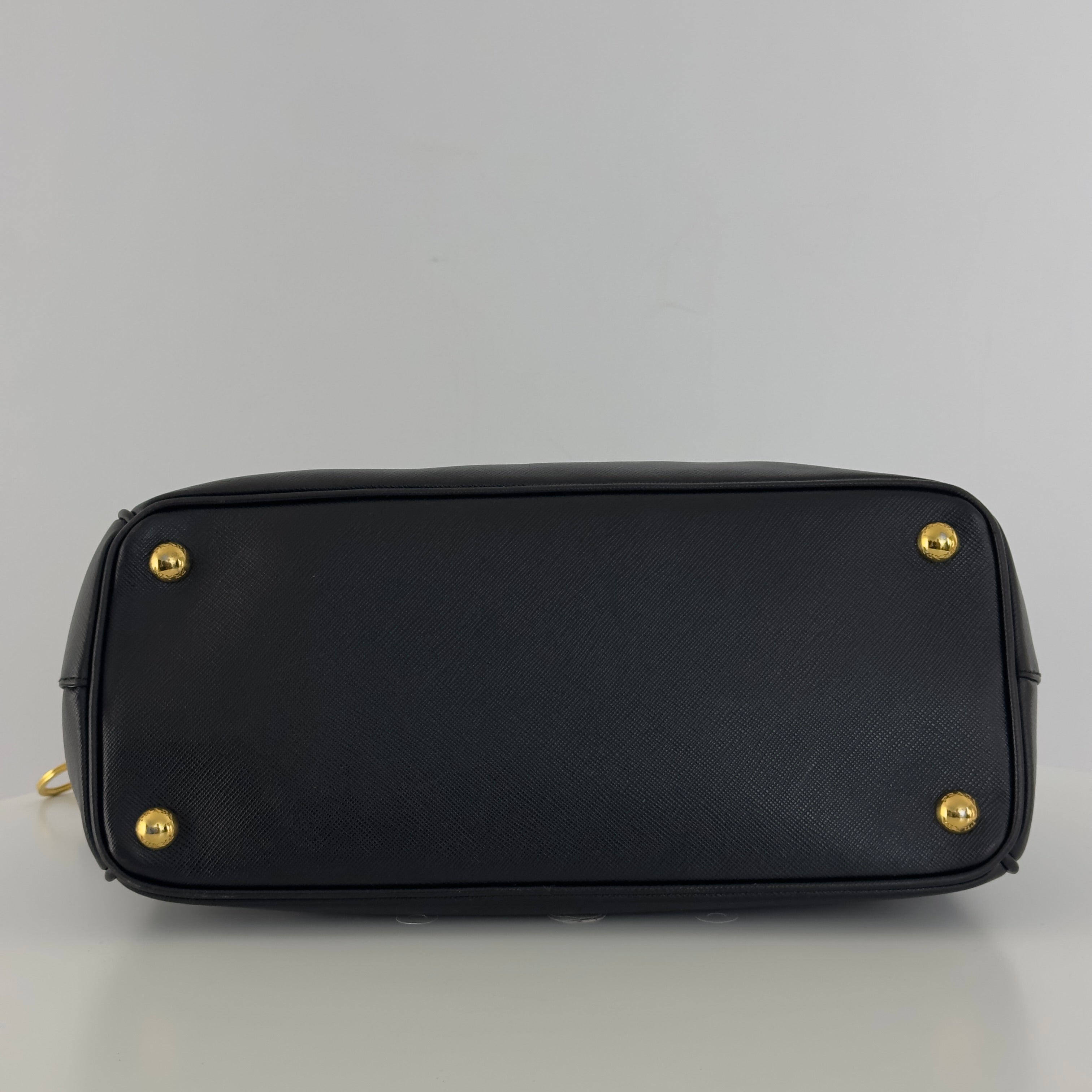 Sac à main PRADA Galleria cuir noir