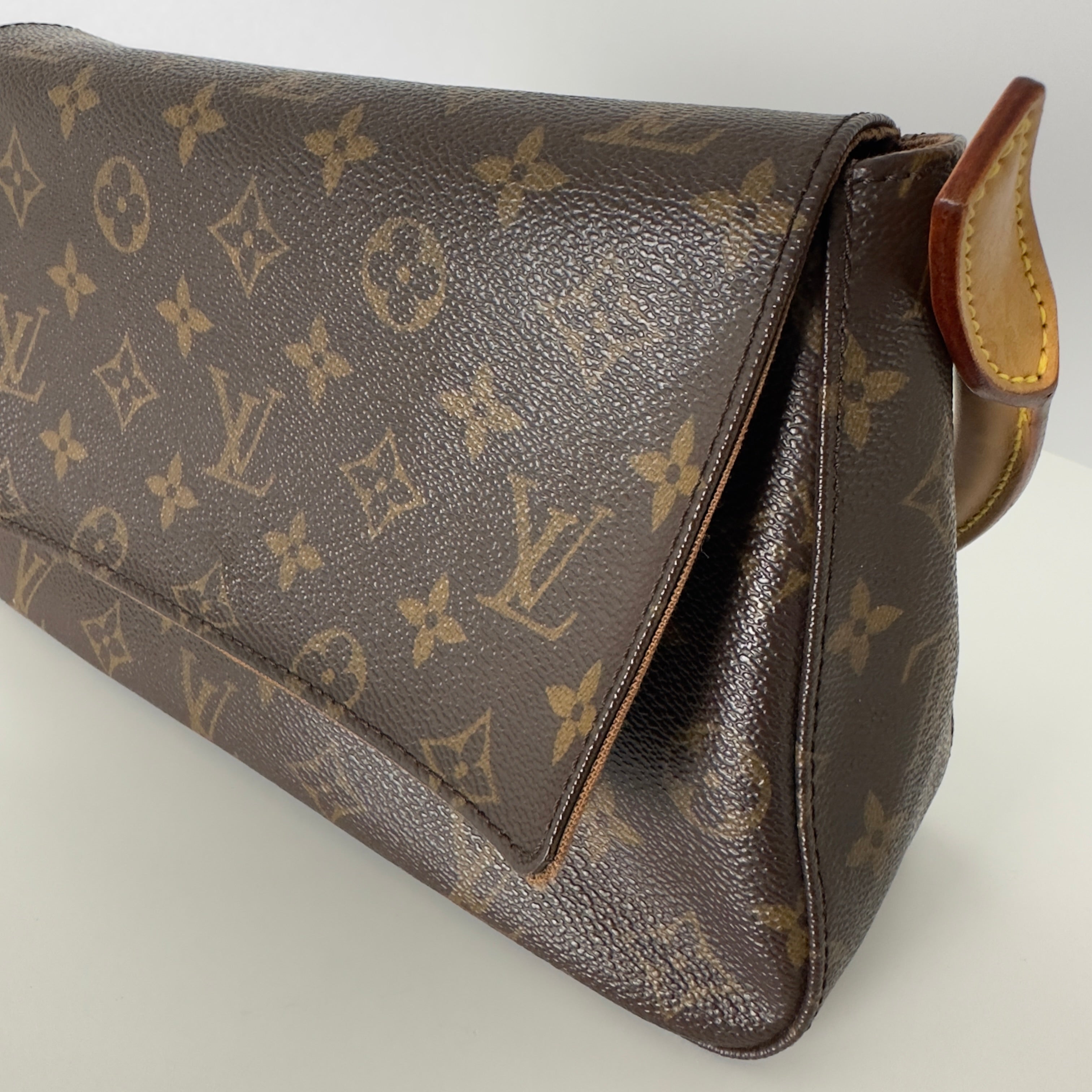 Sac à main LOUIS VUITTON Looping PM toile et cuir marron