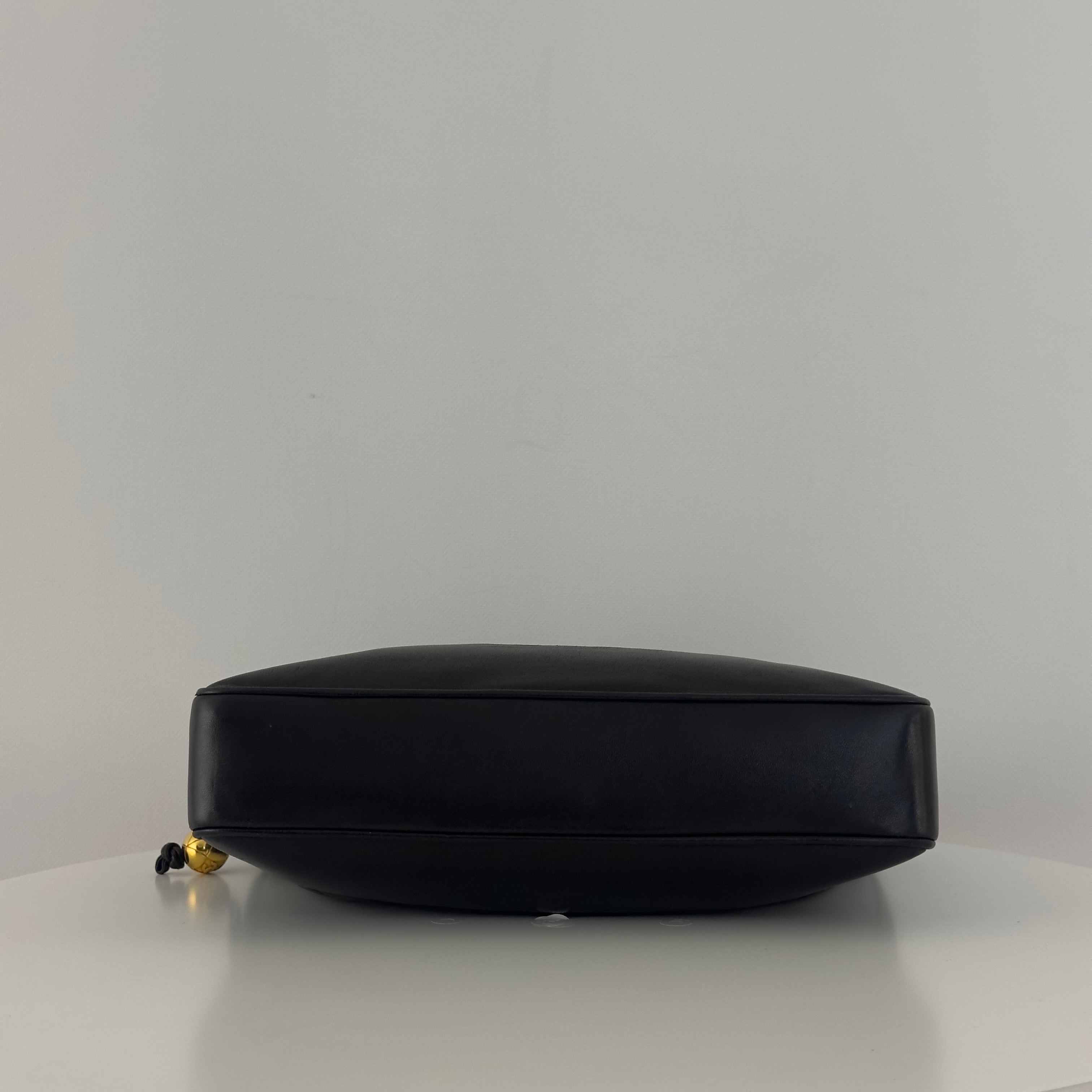 Sac à main CHANEL Tote Matelassé Chain cuir d'agneau noir