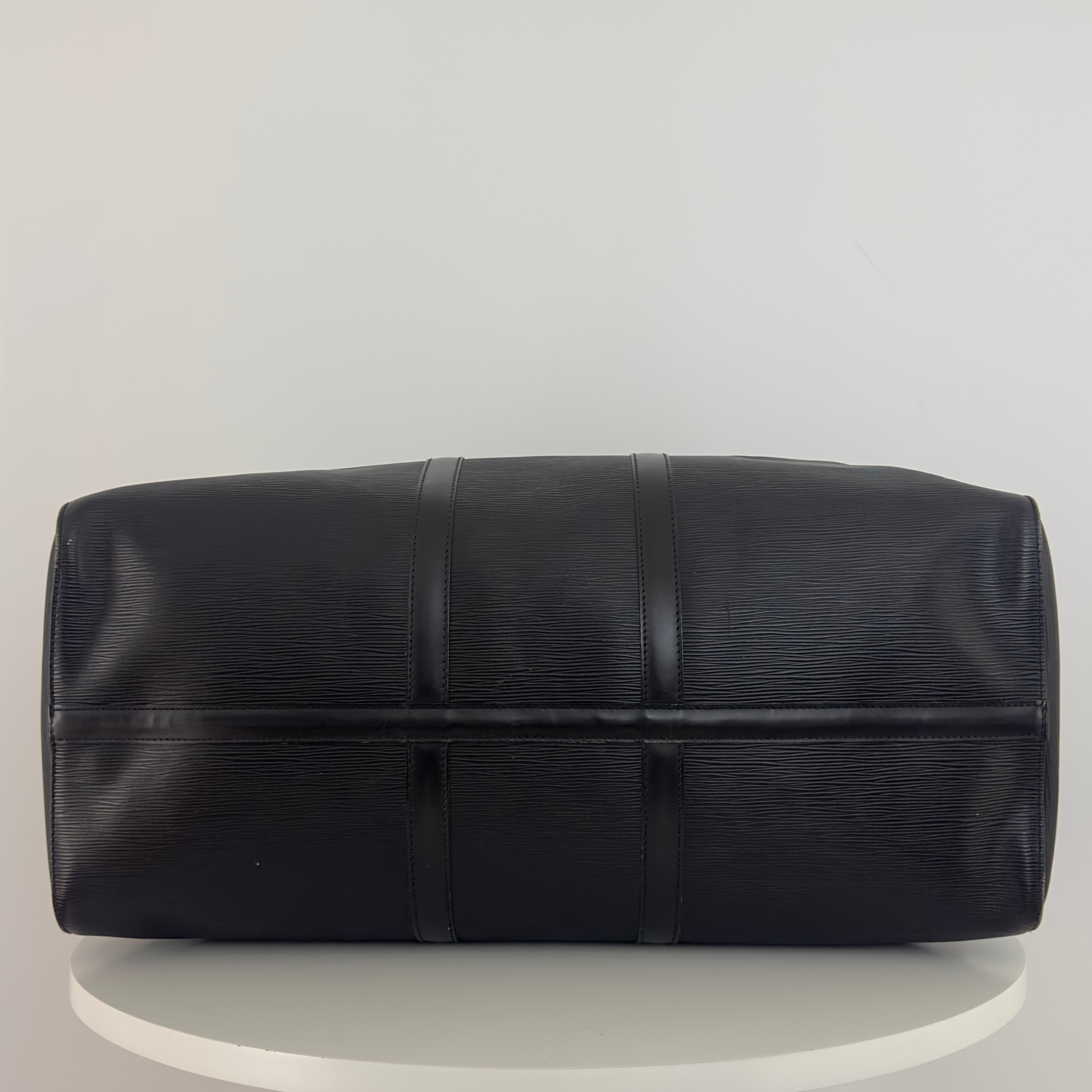 Sac à main LOUIS VUITTON Keepall 55 cuir épi noir