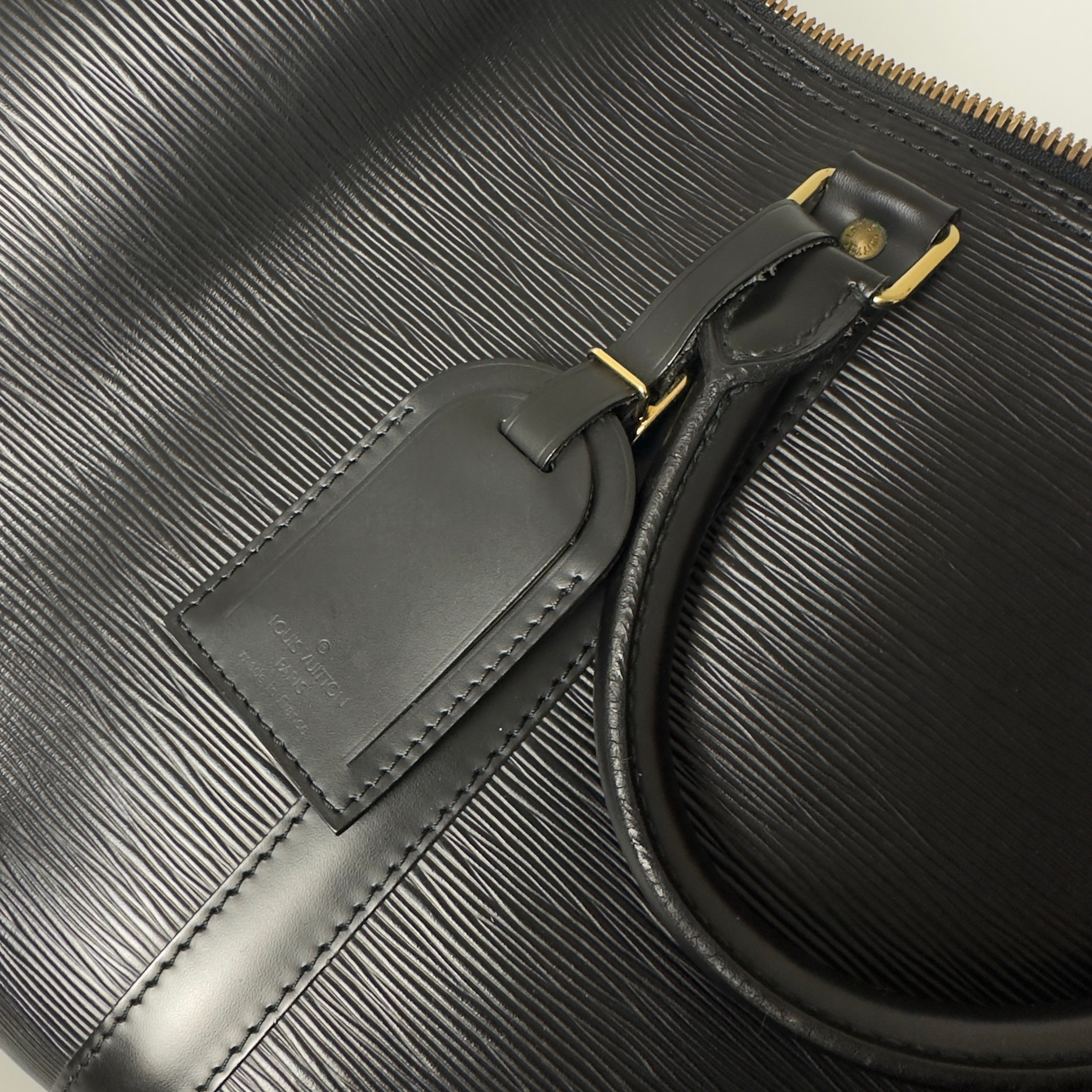 Sac à main LOUIS VUITTON Keepall 55 cuir épi noir