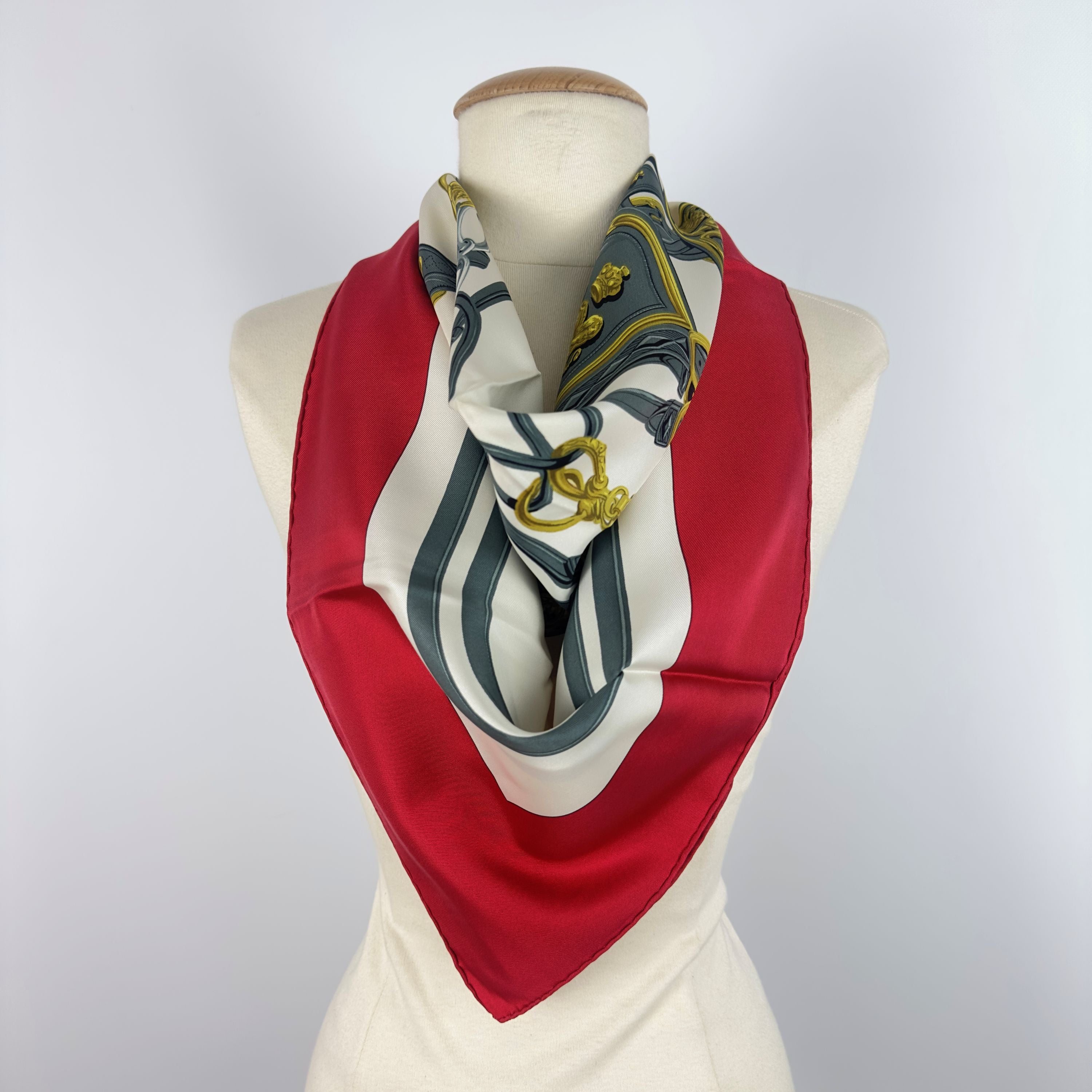 Carré HERMÈS Brides de Gala