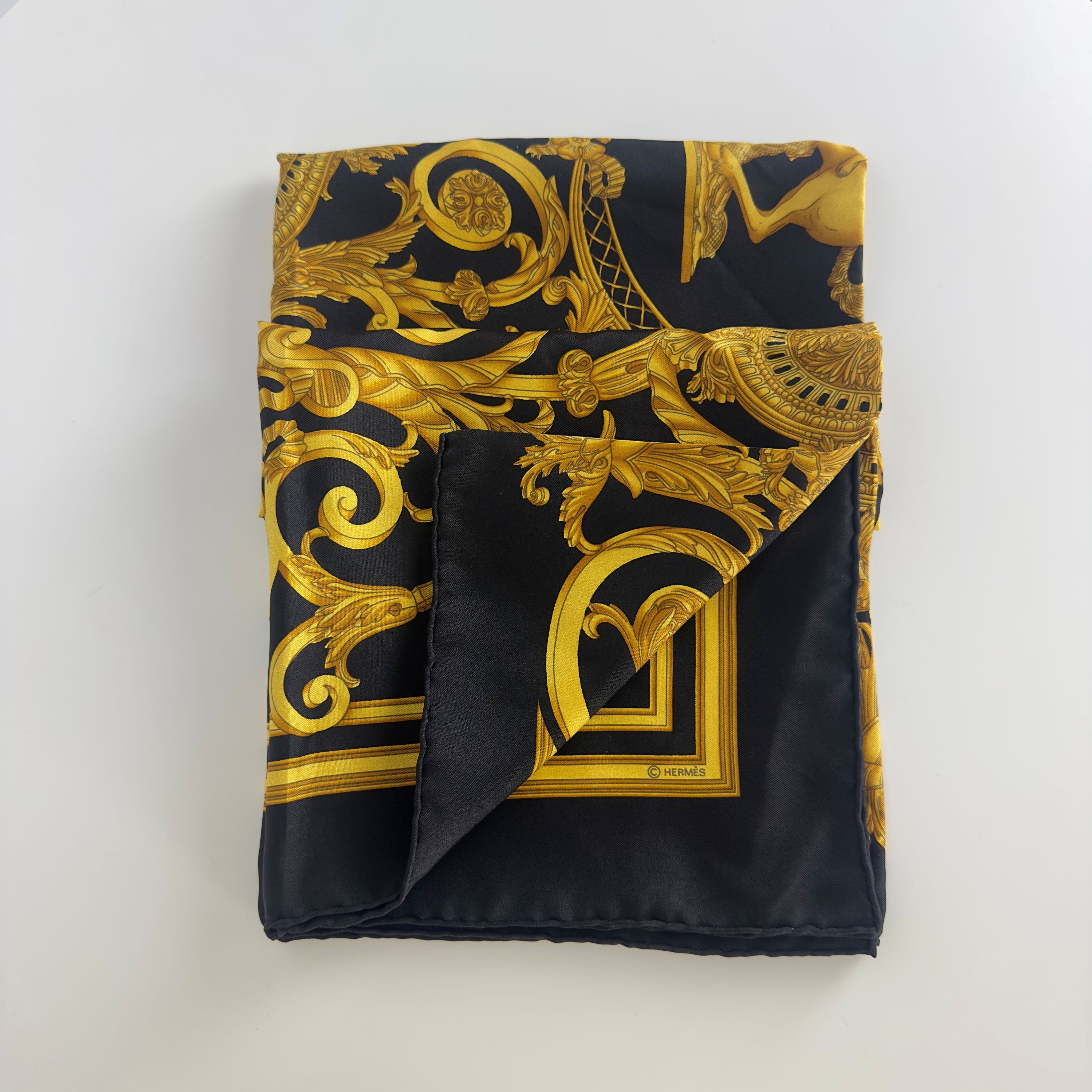 Carré HERMÈS Les Tuileries