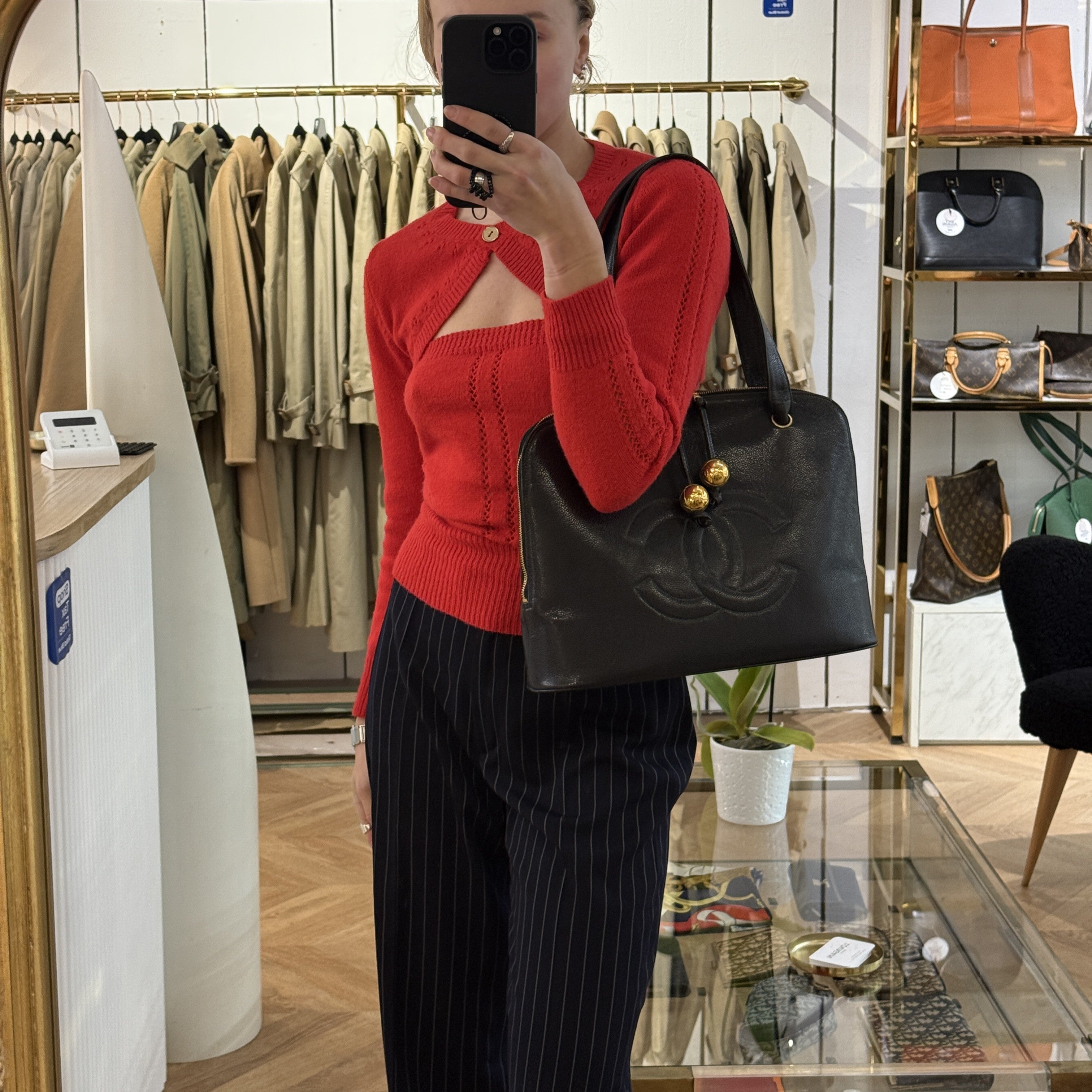 Sac à main CHANEL Tote Coco Mark cuir caviar noir