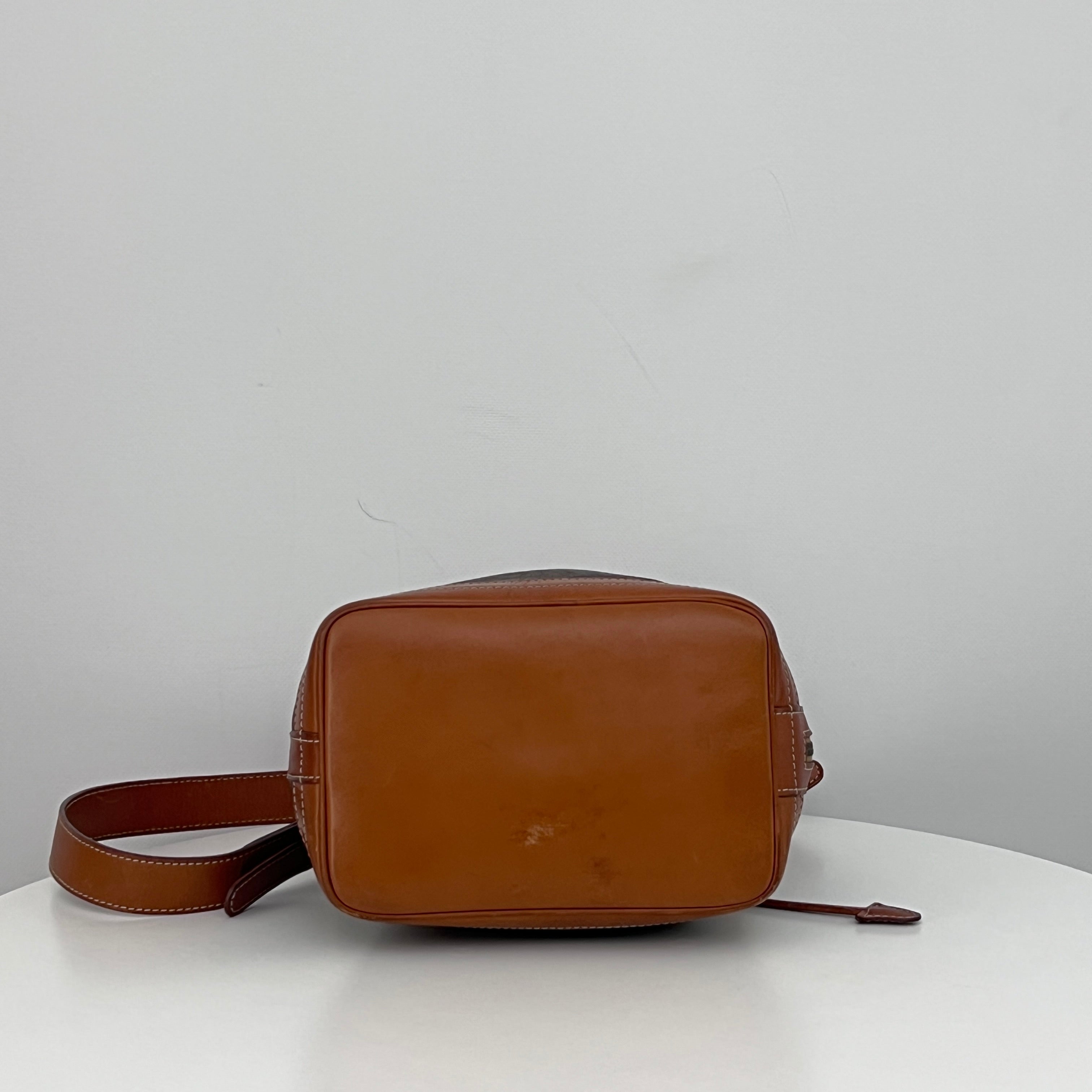 CELINE Small Bucket Shoulder Bag in Brown Canvas and Leather