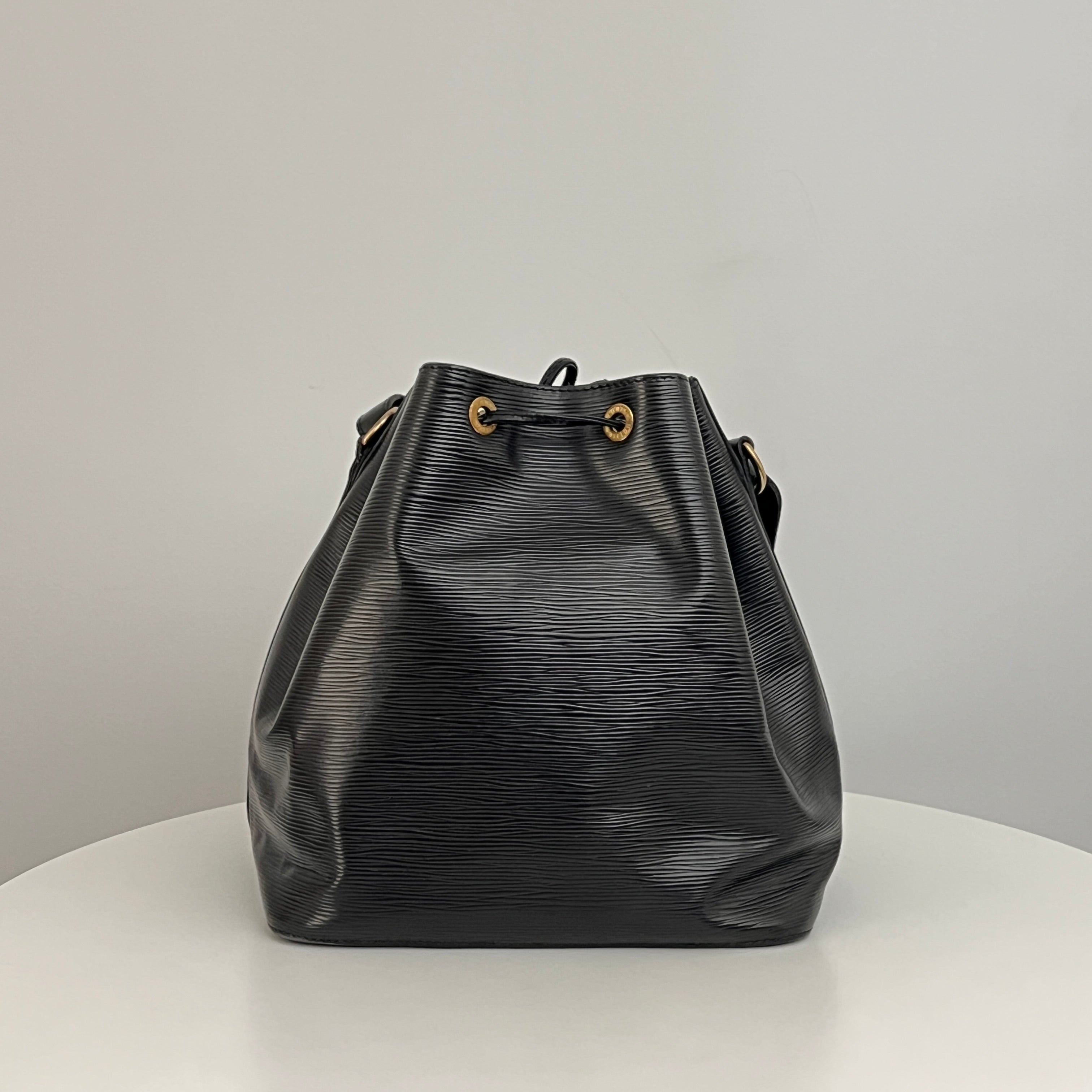 Sac LOUIS VUITTON Noé Petit cuir épi noir