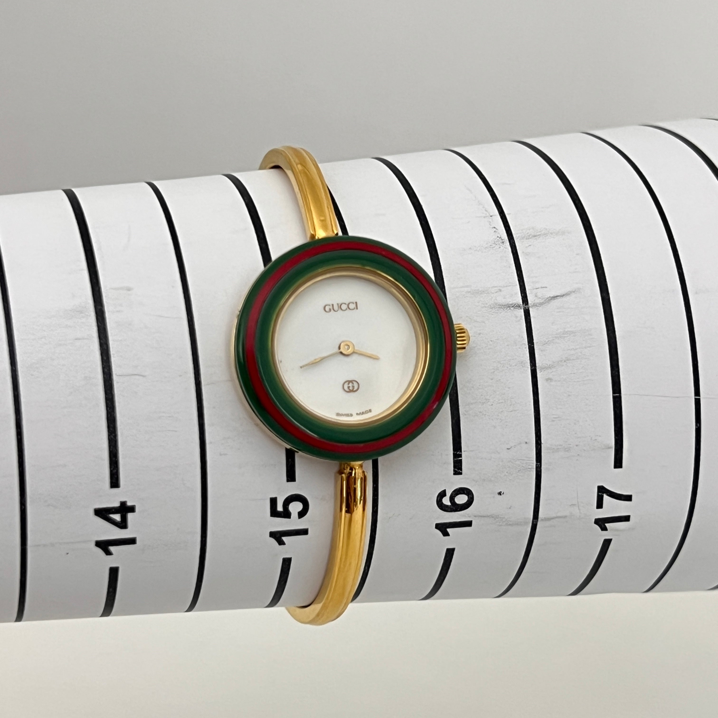 Montre GUCCI Play plaqué or doré