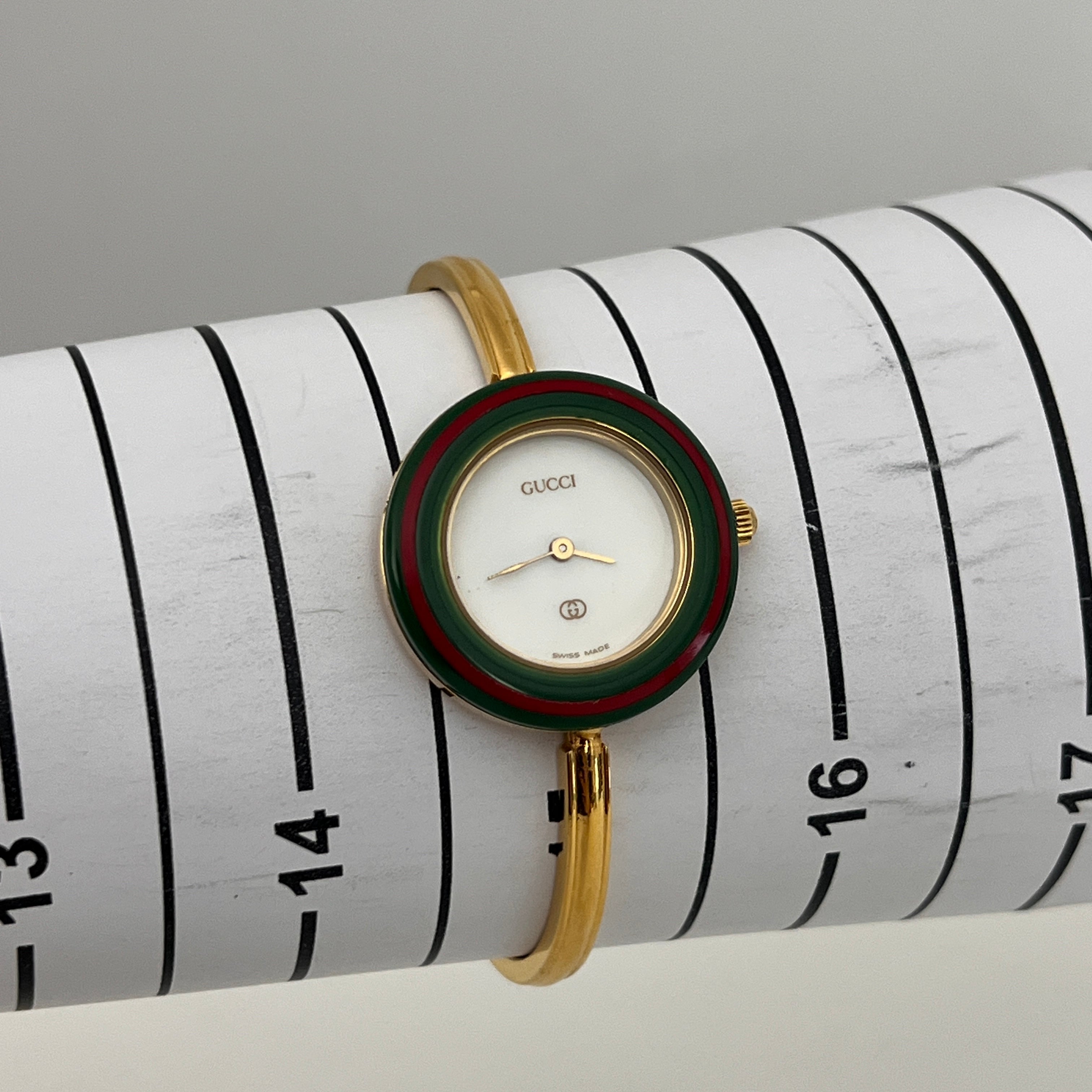 Montre GUCCI Play plaqué or doré