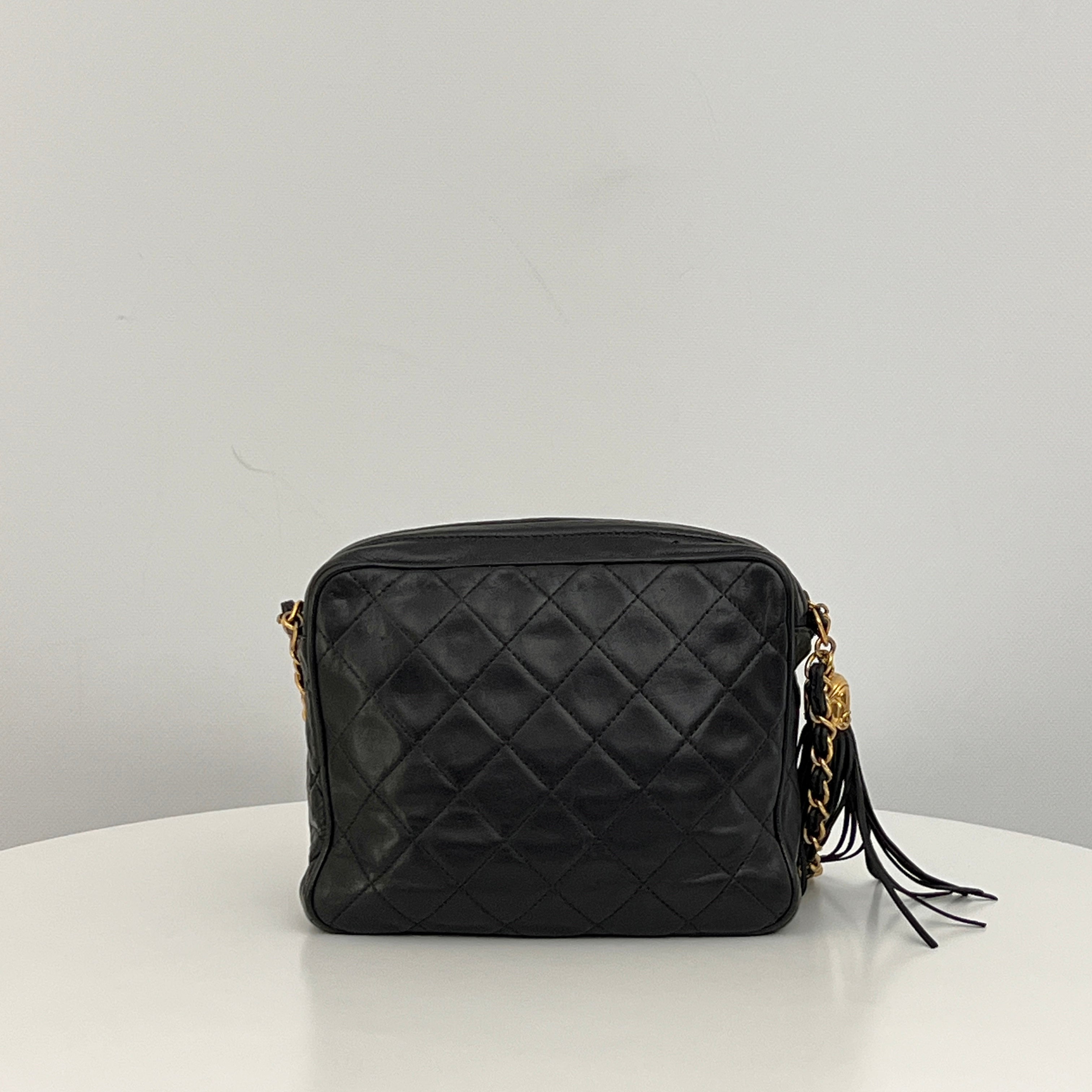 CHANEL Camera Bag black lambskin shoulder bag 1989-1991
