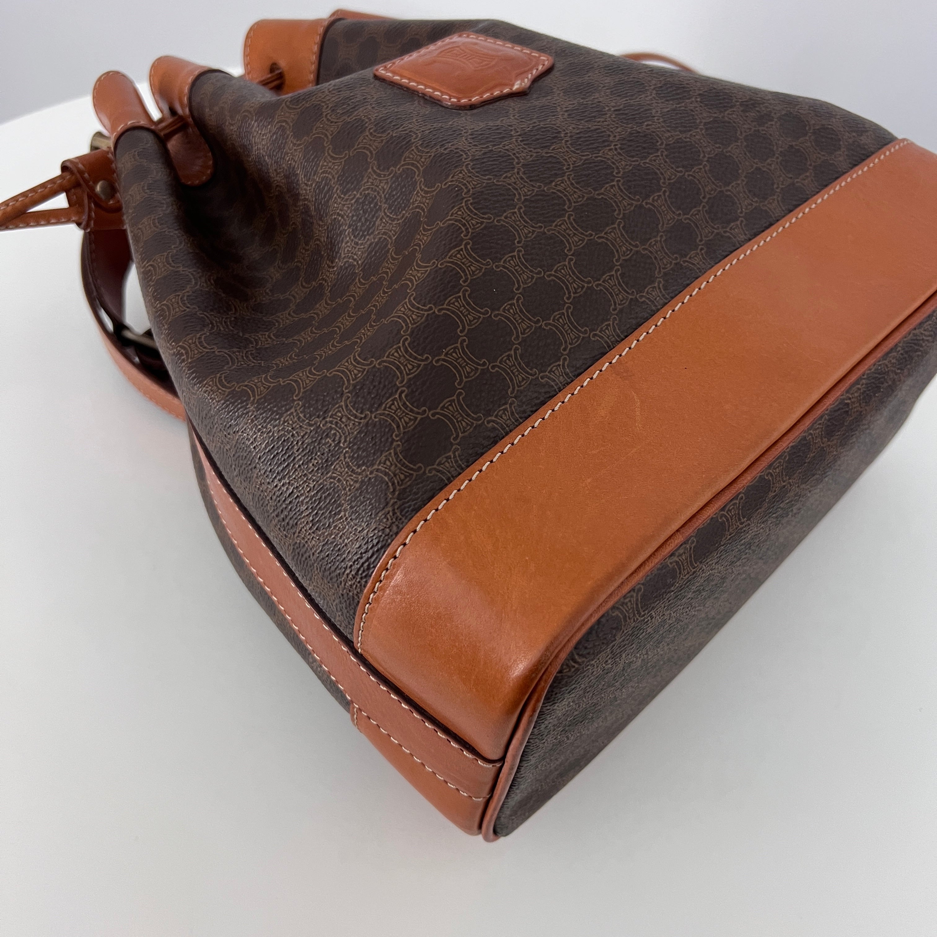 Sac à bandoulière CELINE Seau toile et cuir marron
