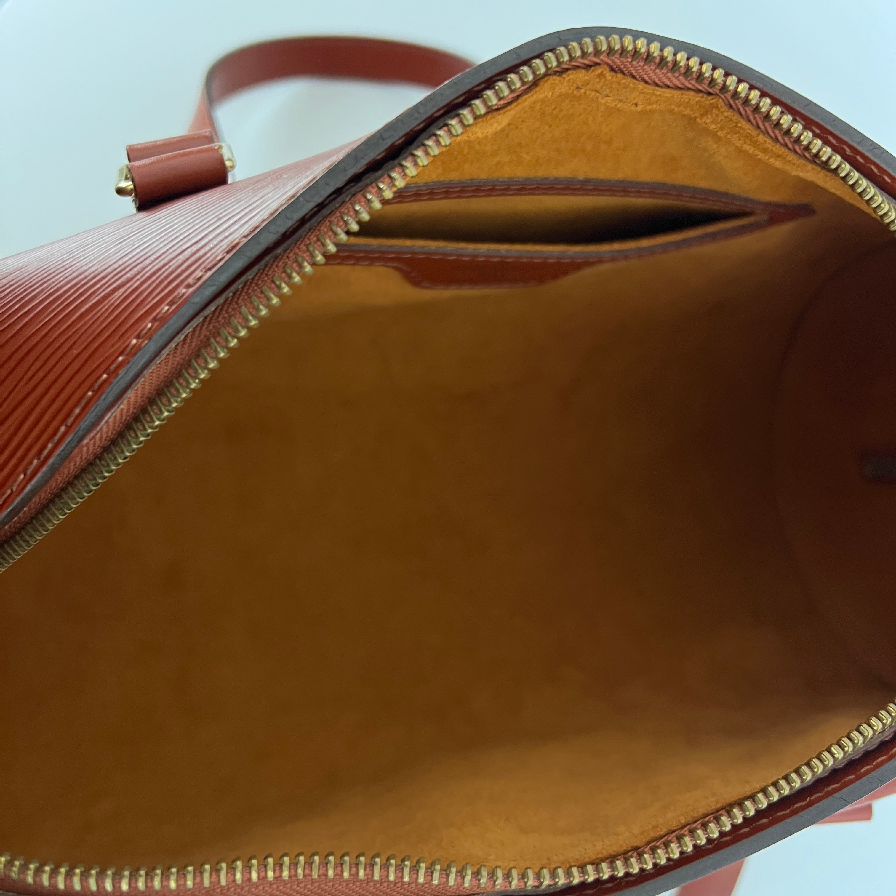 Sac LOUIS VUITTON Soufflot cuir épi marron vintage 1996