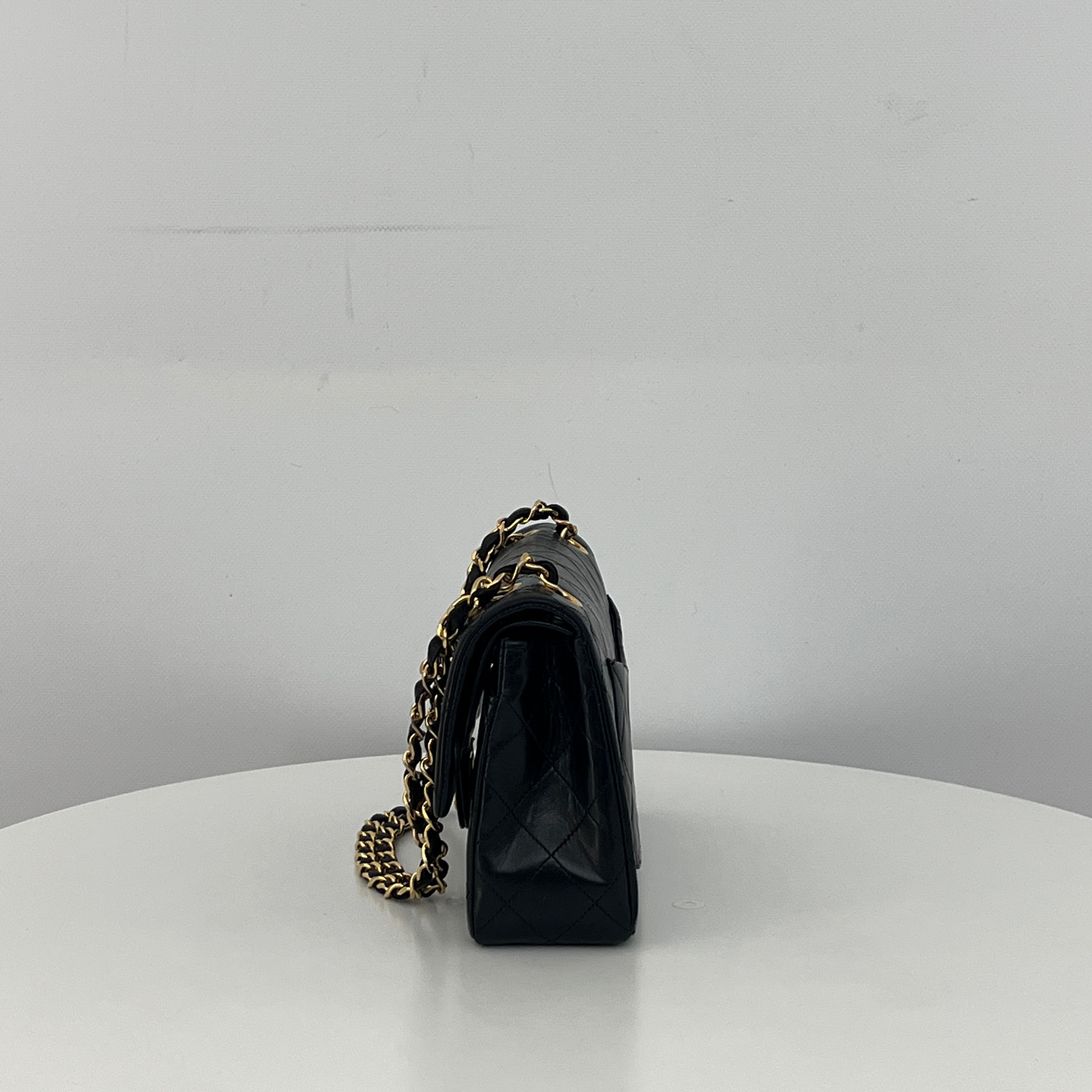 Sac à bandoulière CHANEL Classique Small cuir d'agneau noir vintage 1986-1988