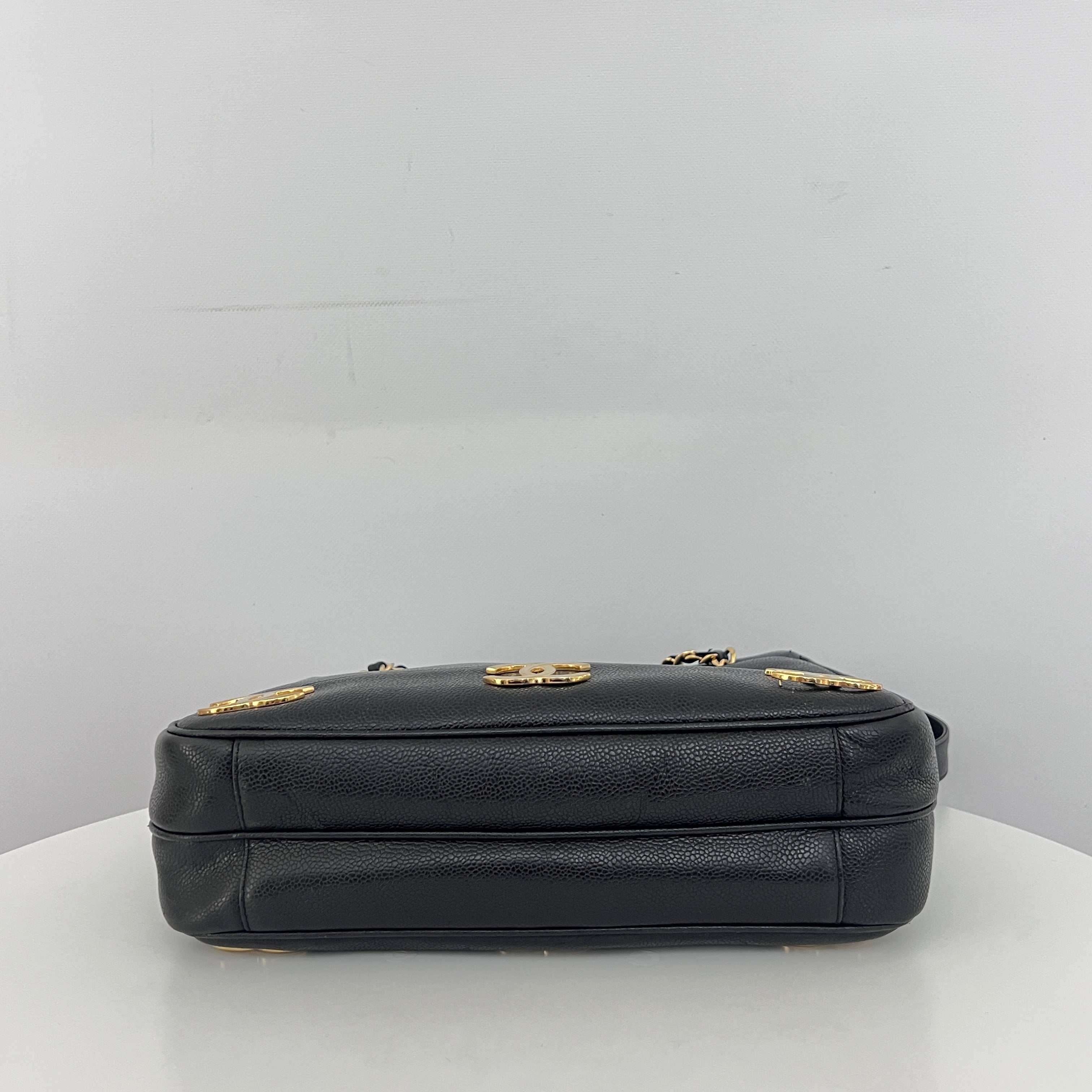 Sac CHANEL Triple Coco cuir caviar noir vintage 1991-1994
