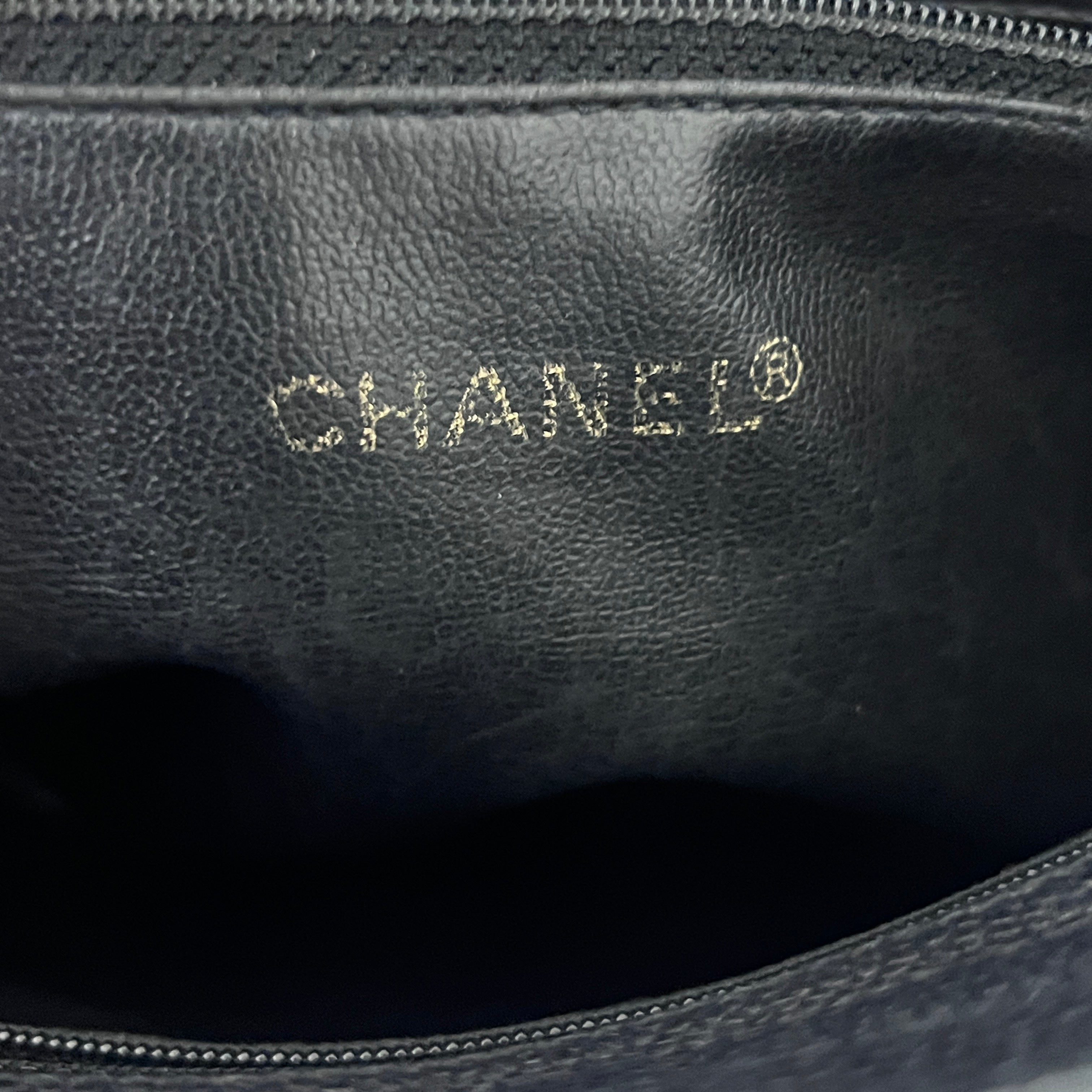 Sac CHANEL Triple Coco cuir caviar noir vintage 1991-1994