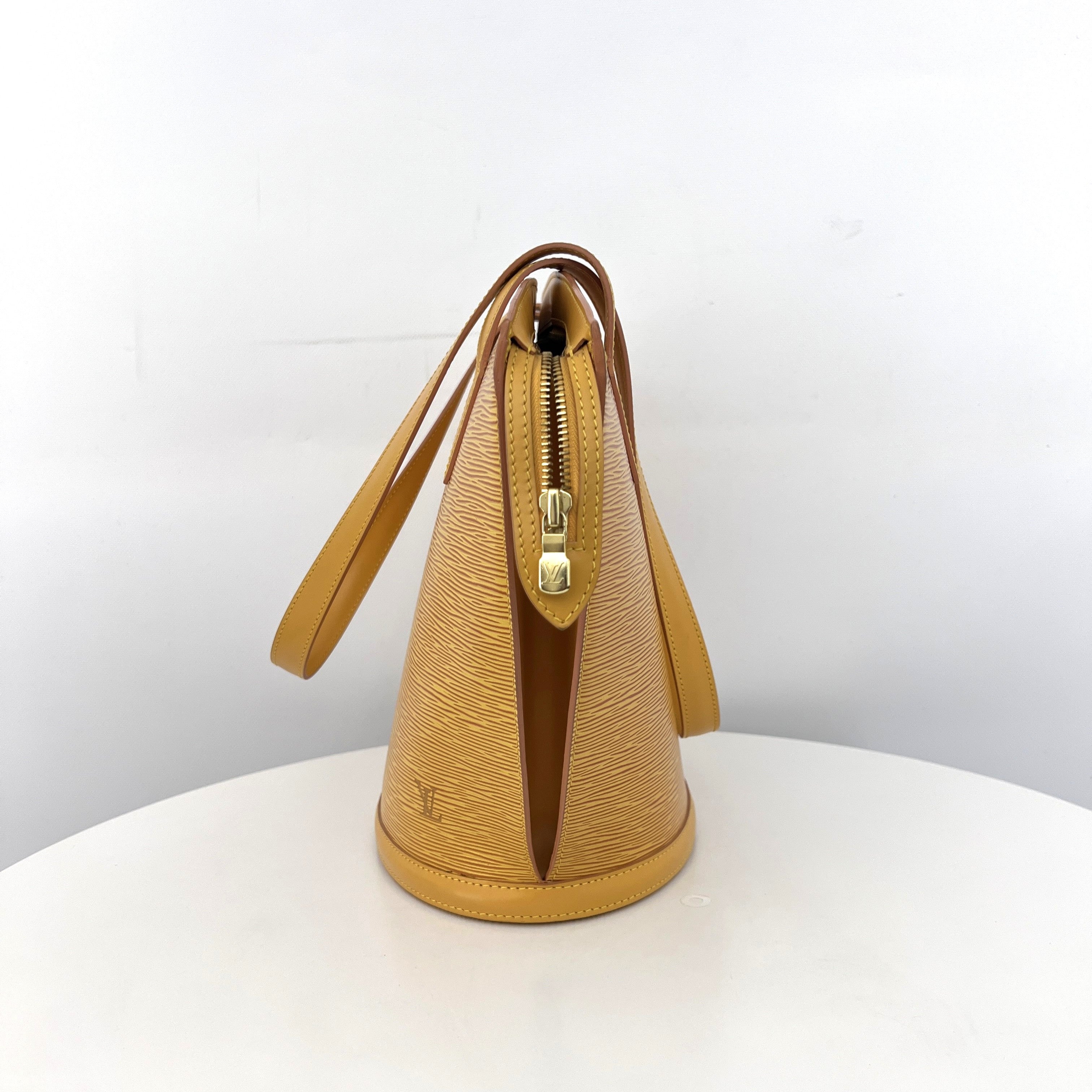Sac LOUIS VUITTON Saint Jacques GM cuir épi jaune vintage 1995