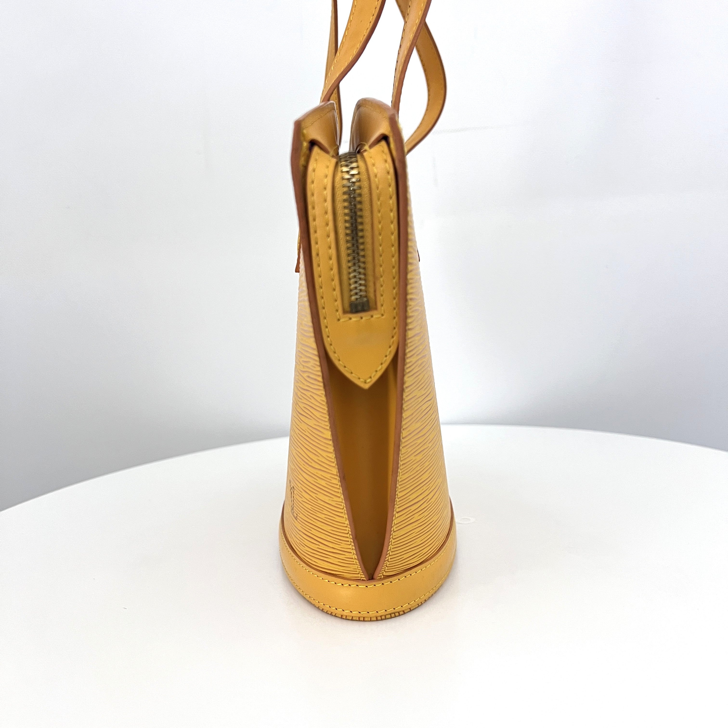 Sac LOUIS VUITTON Saint Jacques PM cuir épi jaune vintage 1996