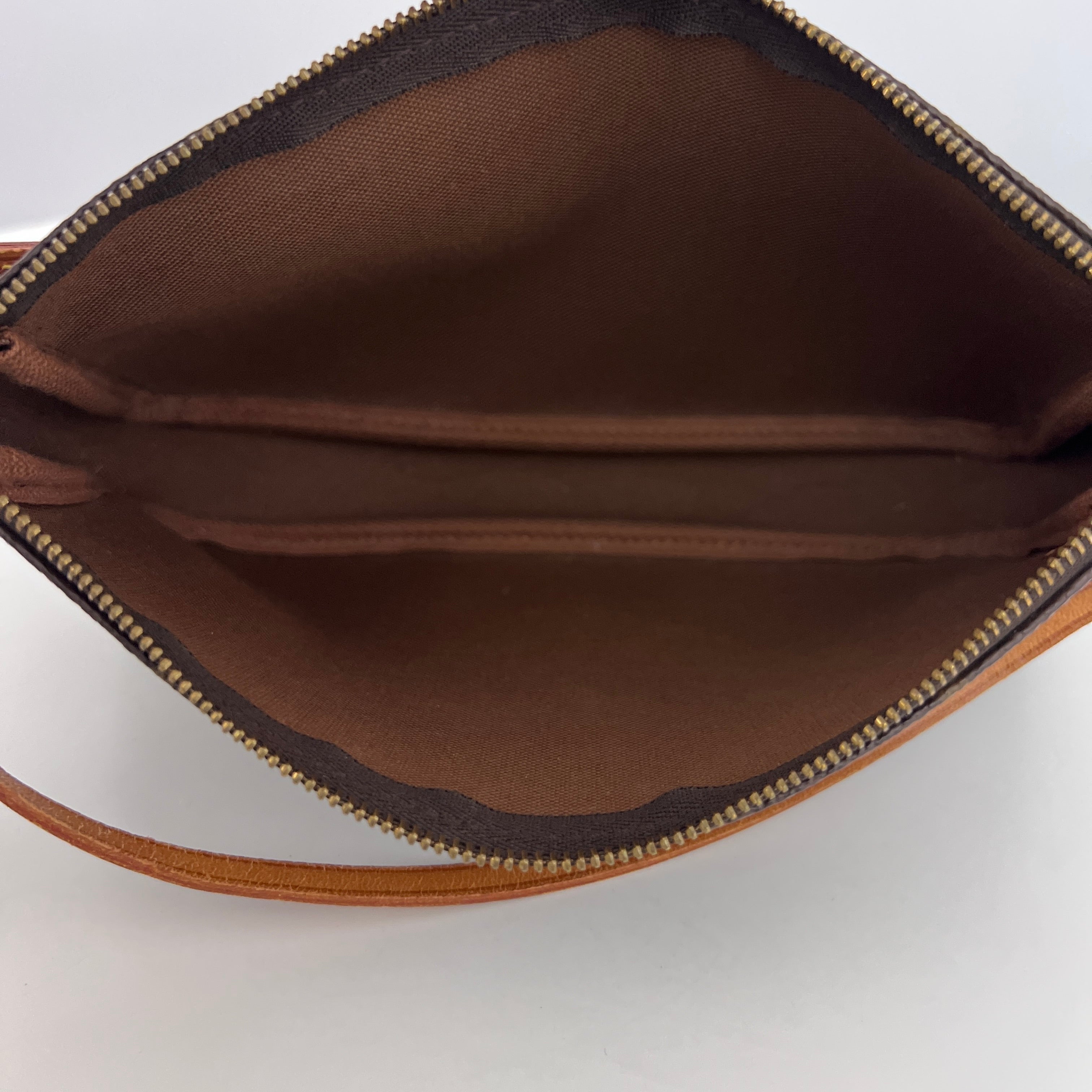 Sac à bandoulière LOUIS VUITTON Pochette Accessoires toile marron vintage 1999
