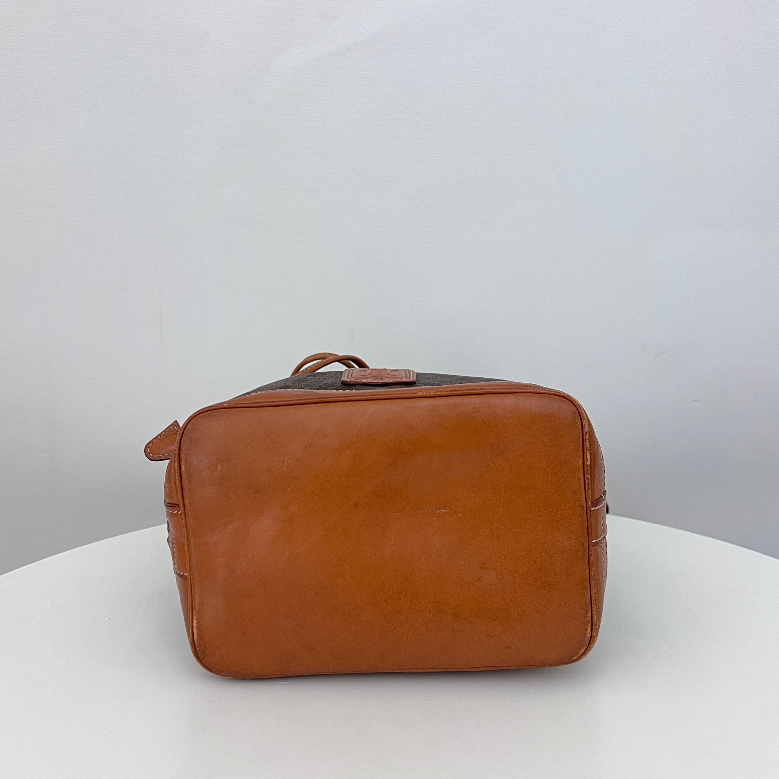Sac à bandoulière CELINE Seau Petit toile et cuir marron