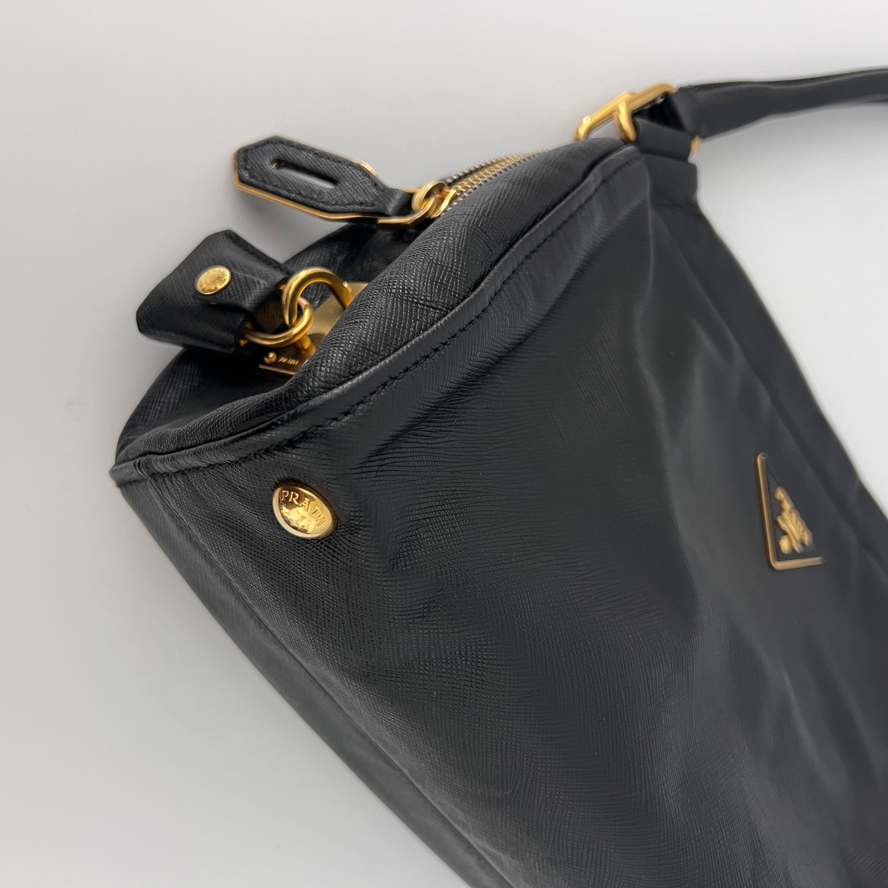 Sac à bandoulière PRADA Hobo cuir Saffiano noir