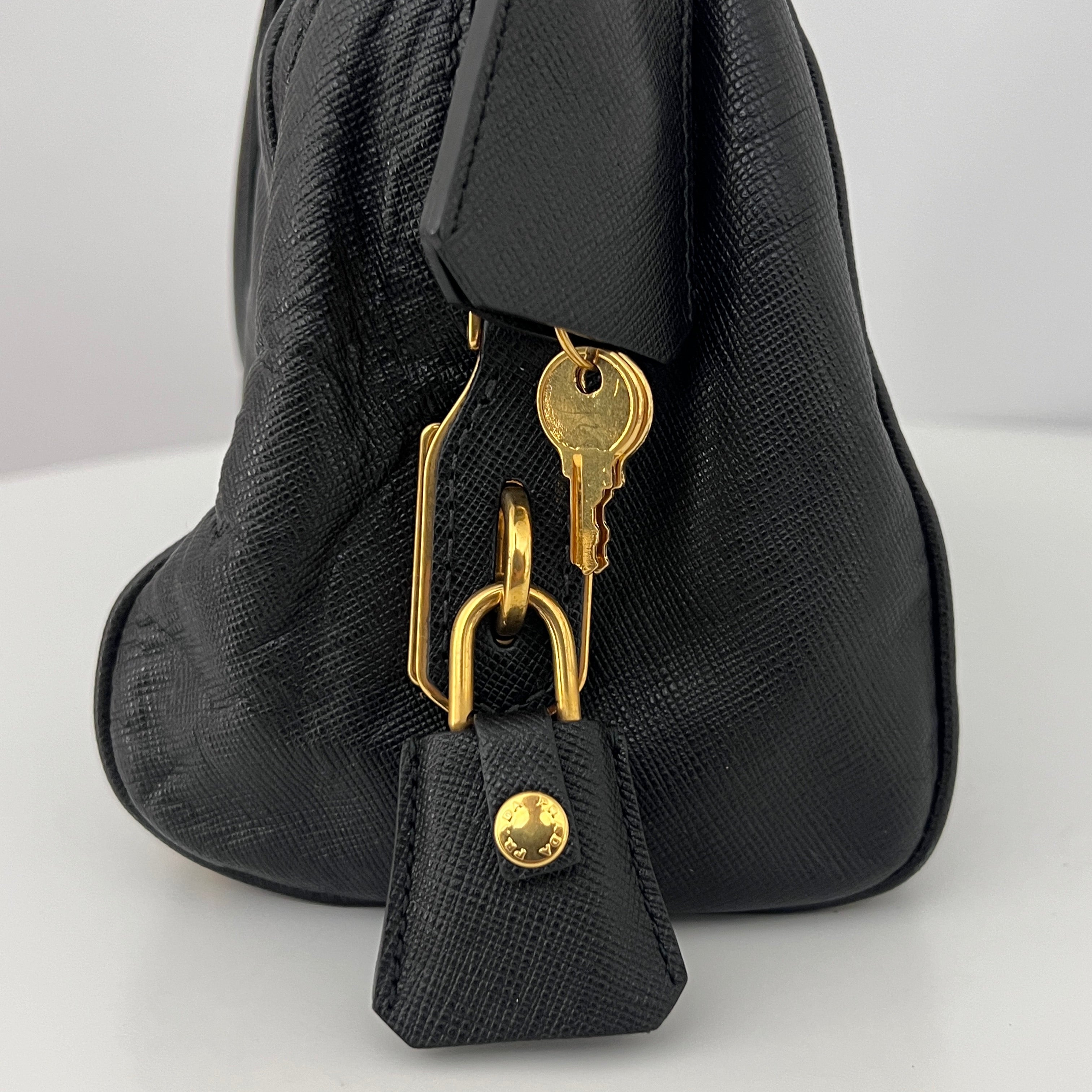Sac à bandoulière PRADA Hobo cuir Saffiano noir