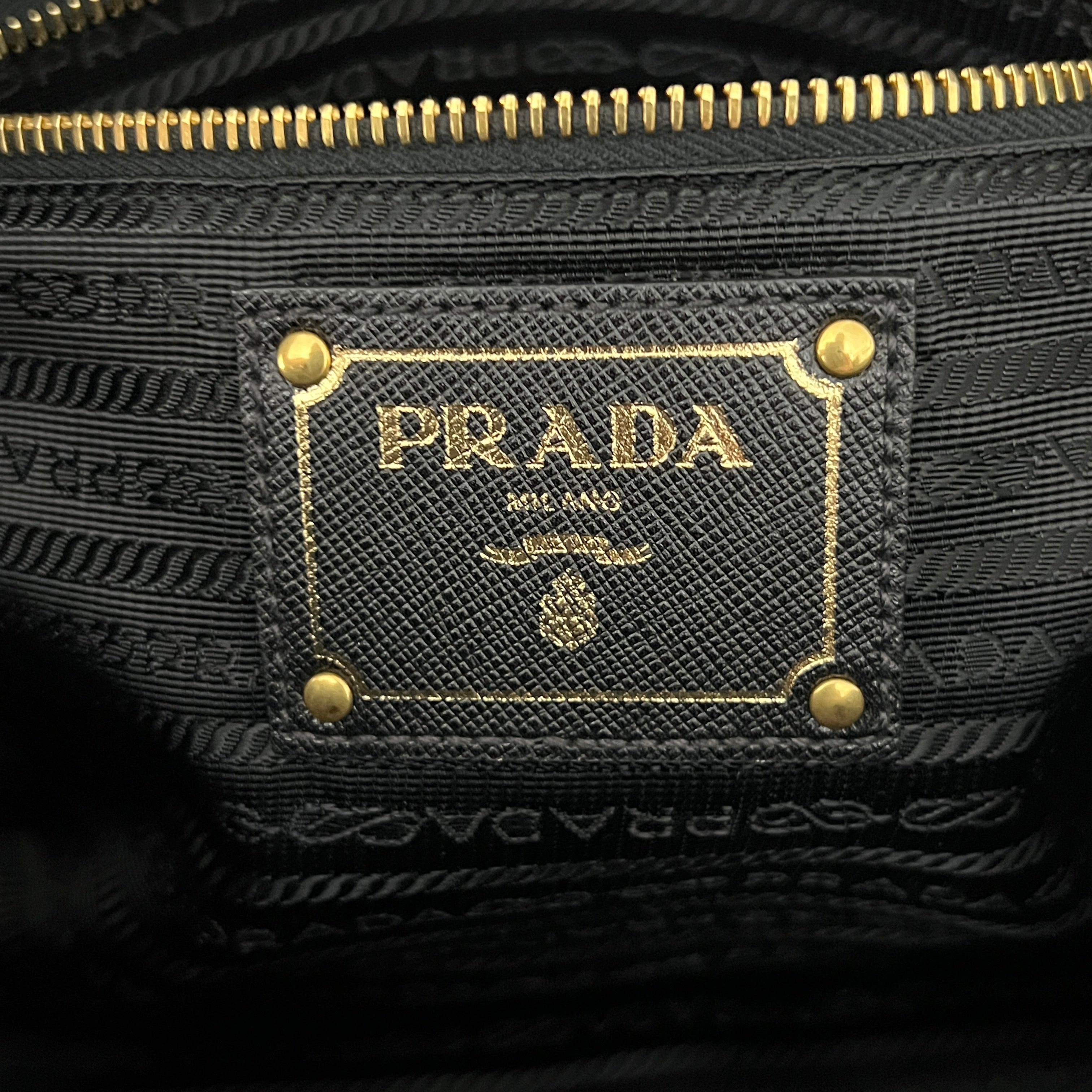 Sac à bandoulière PRADA Hobo cuir Saffiano noir
