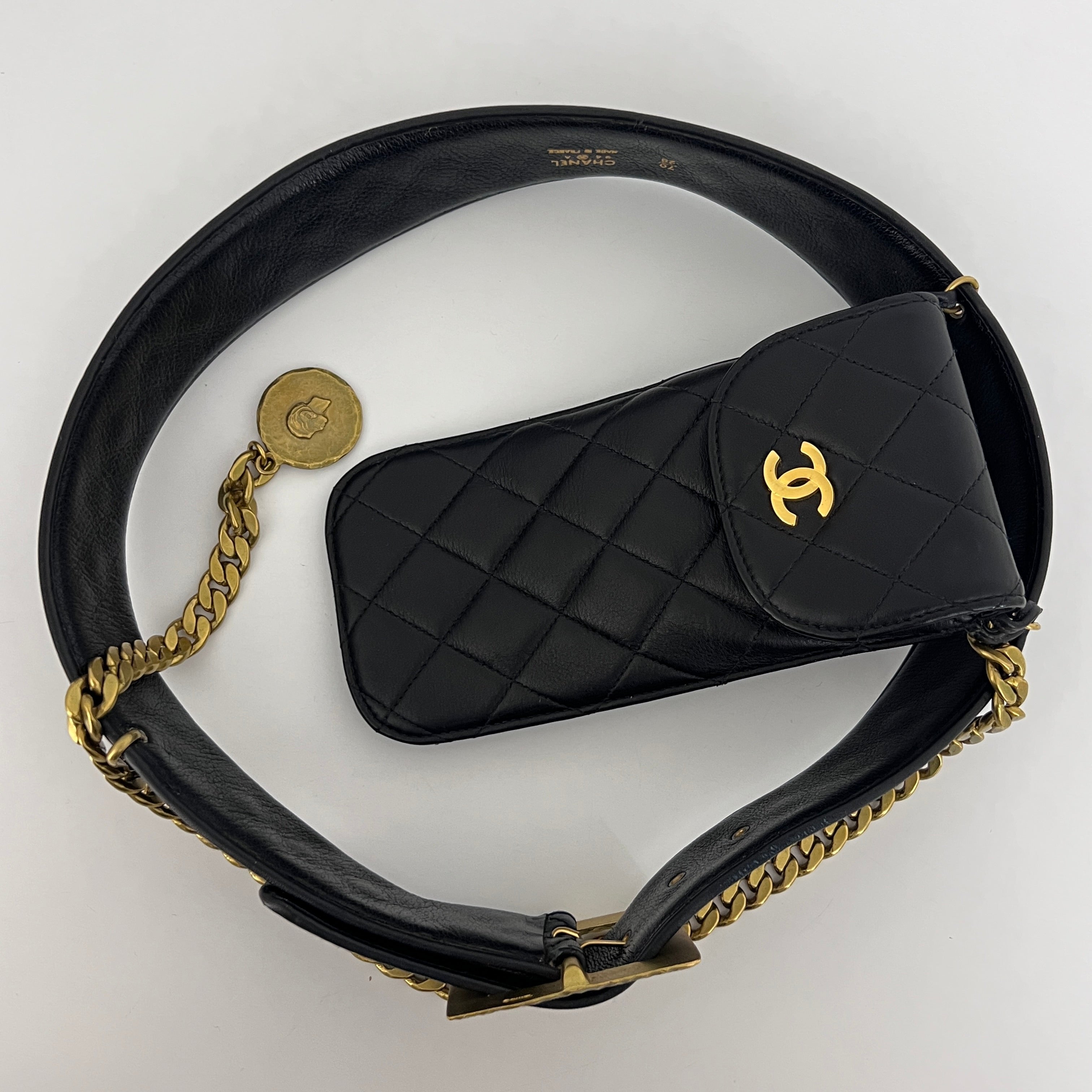 Ceinture CHANEL Chain Bag cuir matelassé noir Circa 1990