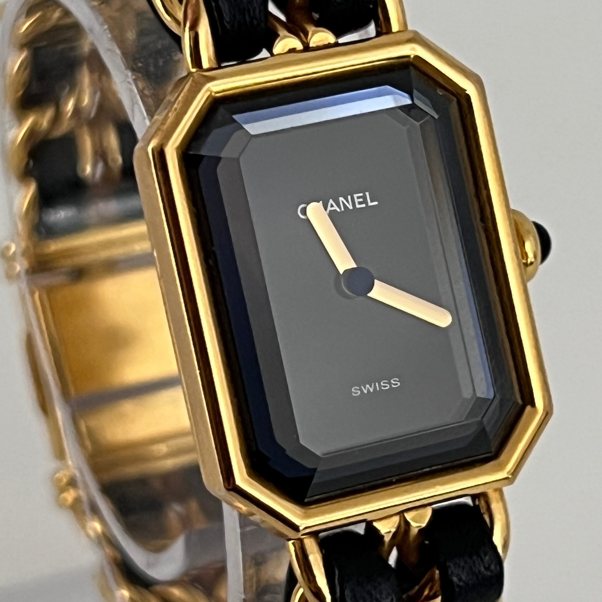 Montre CHANEL Première plaqué or doré