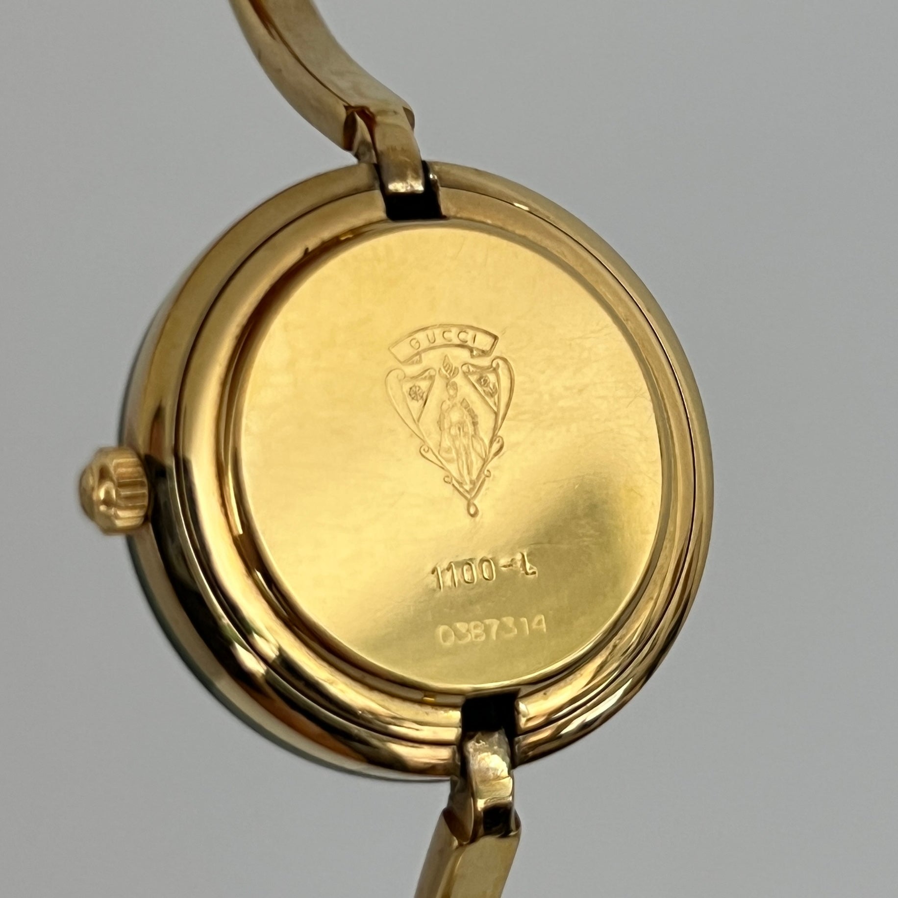 Montre GUCCI Play plaqué or doré