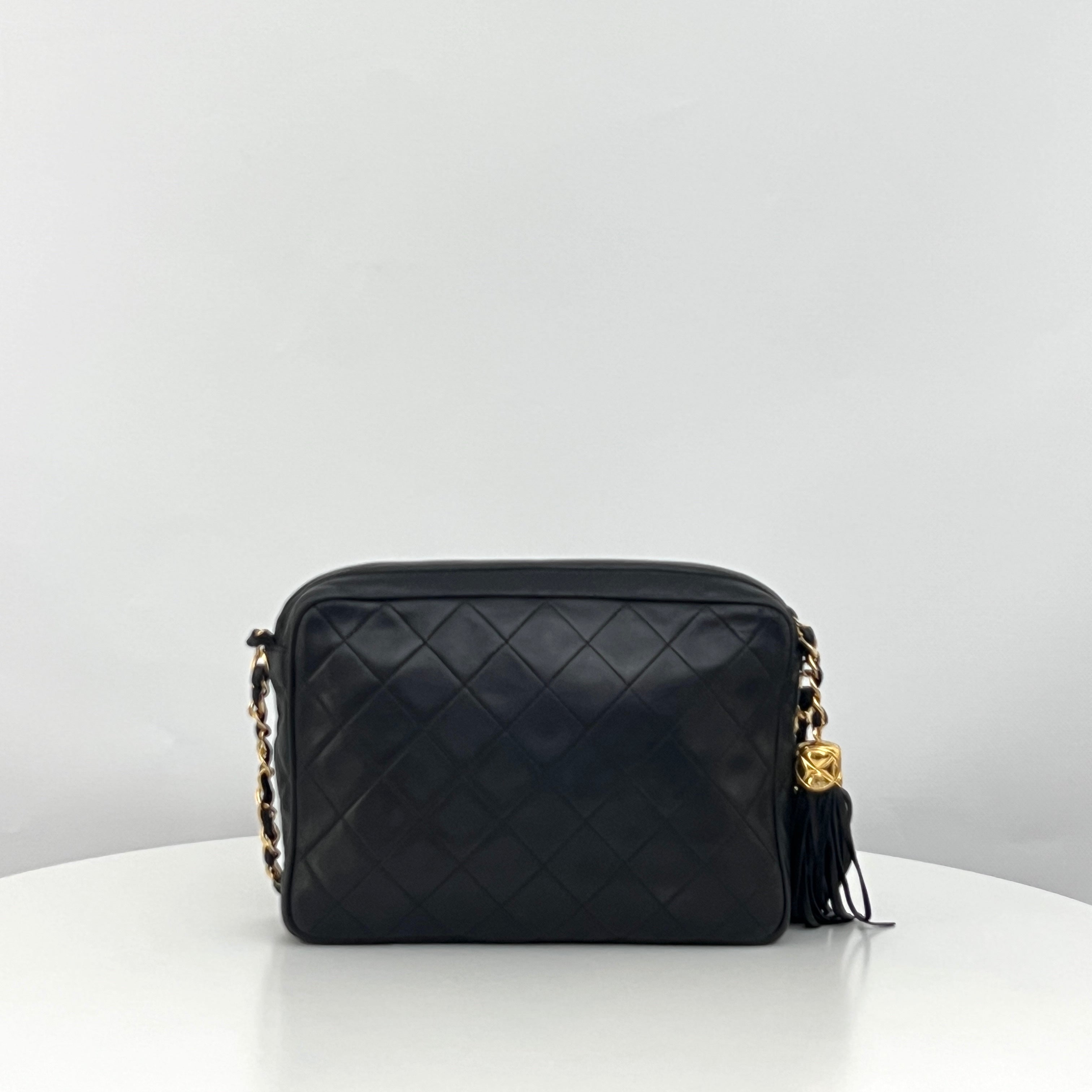 Sac à bandoulière CHANEL Camera Bag cuir d'agneau noir vintage 1991-1994