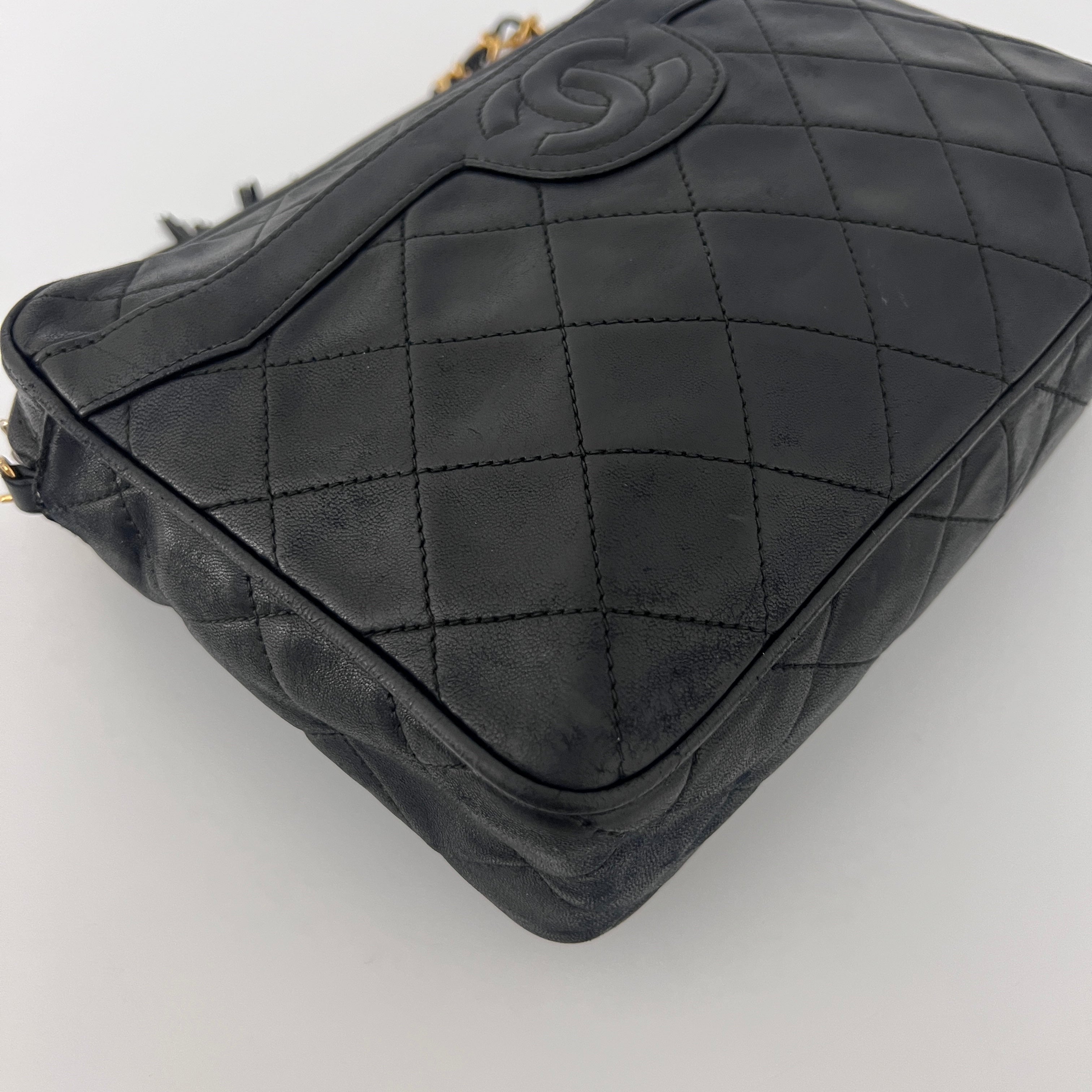 Sac à bandoulière CHANEL Camera Bag cuir d'agneau noir vintage 1991-1994