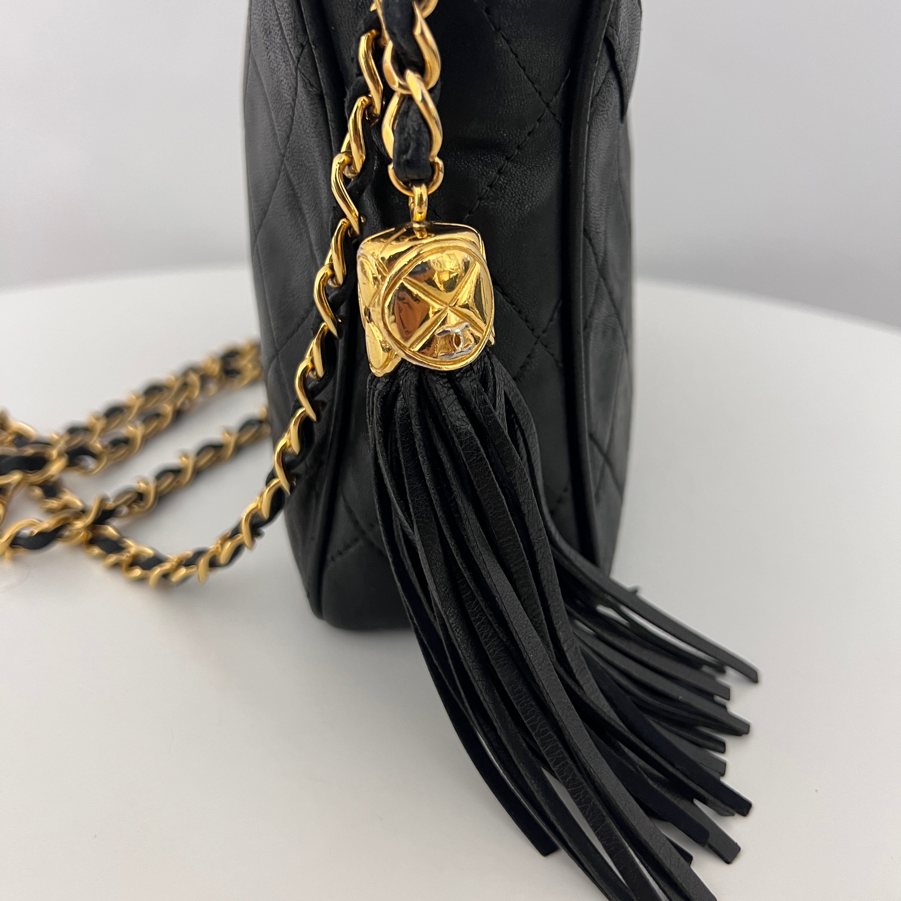 Sac à bandoulière CHANEL Camera Bag cuir d'agneau noir vintage 1991-1994