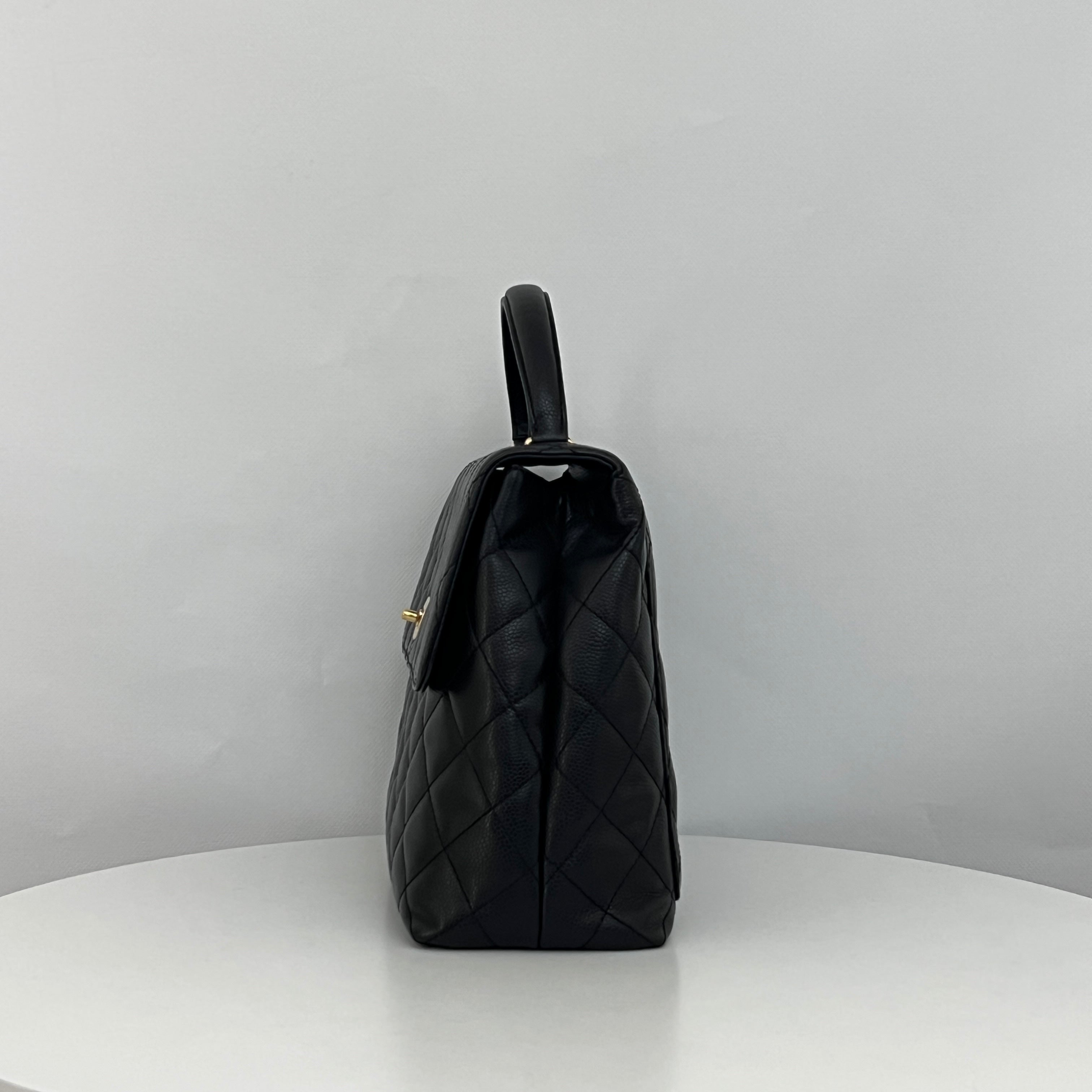 Sac CHANEL Top Handle cuir caviar noir vintage 2003-2004