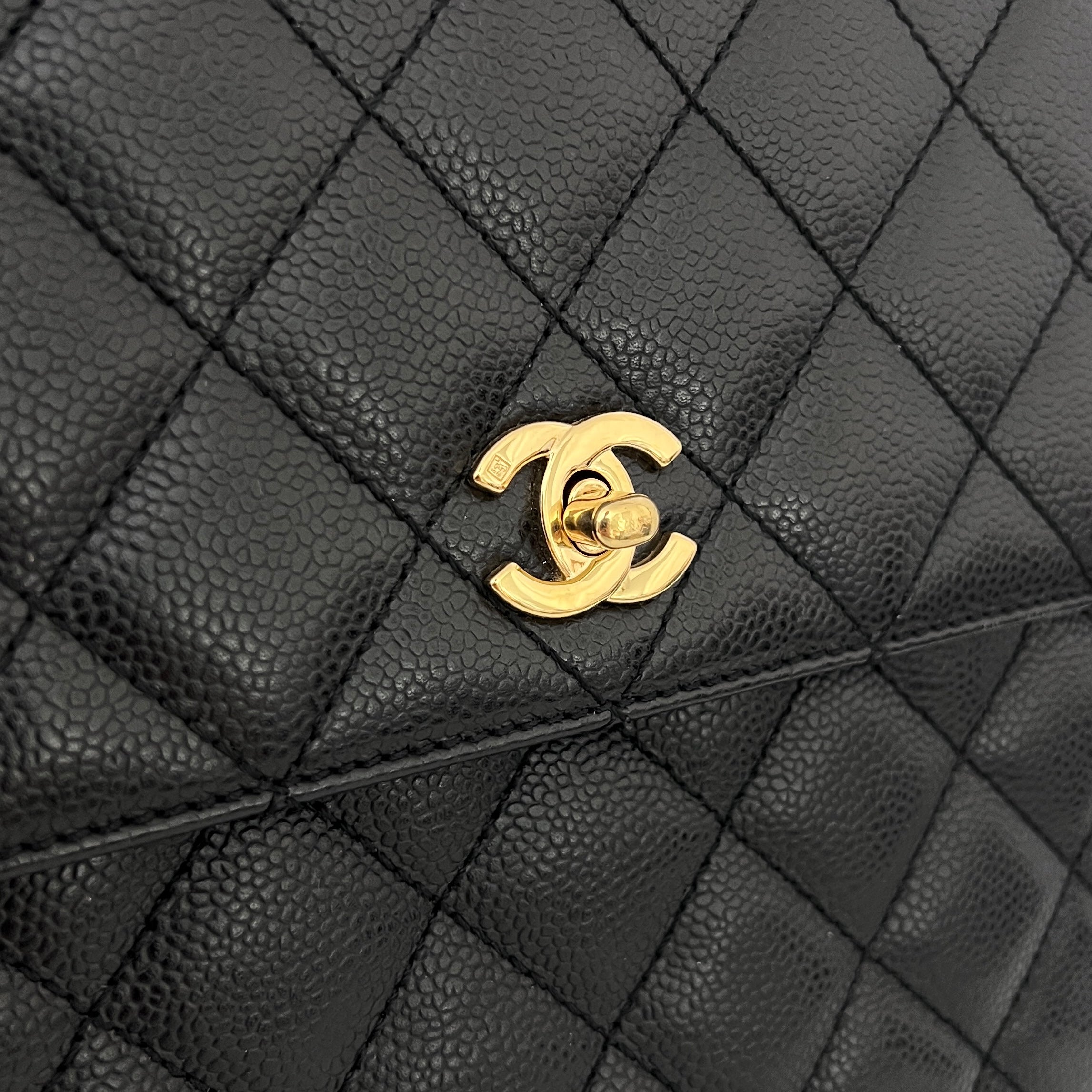 Sac CHANEL Top Handle cuir caviar noir vintage 2003-2004