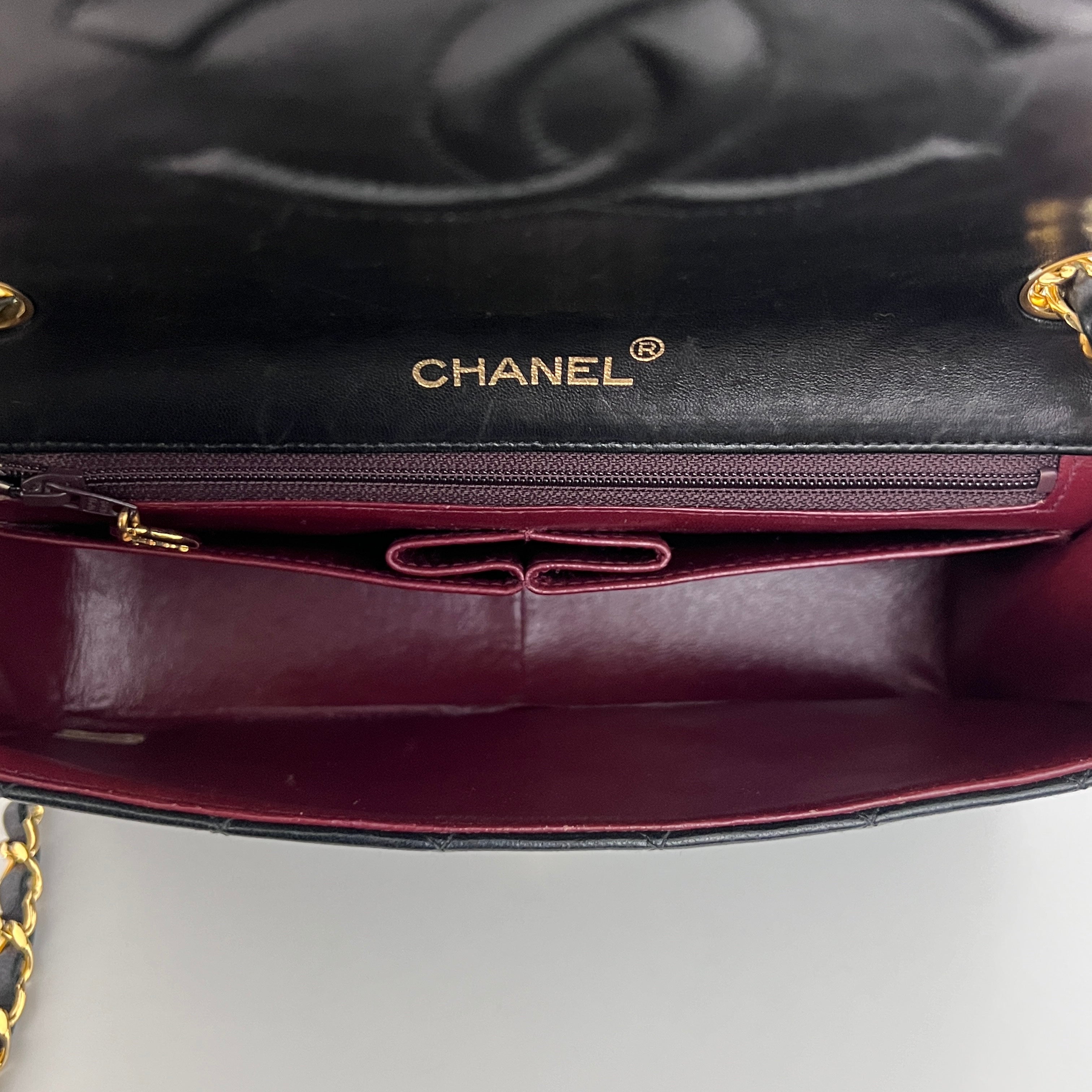 CHANEL Classic Small shoulder bag vintage black lambskin 1989-1991