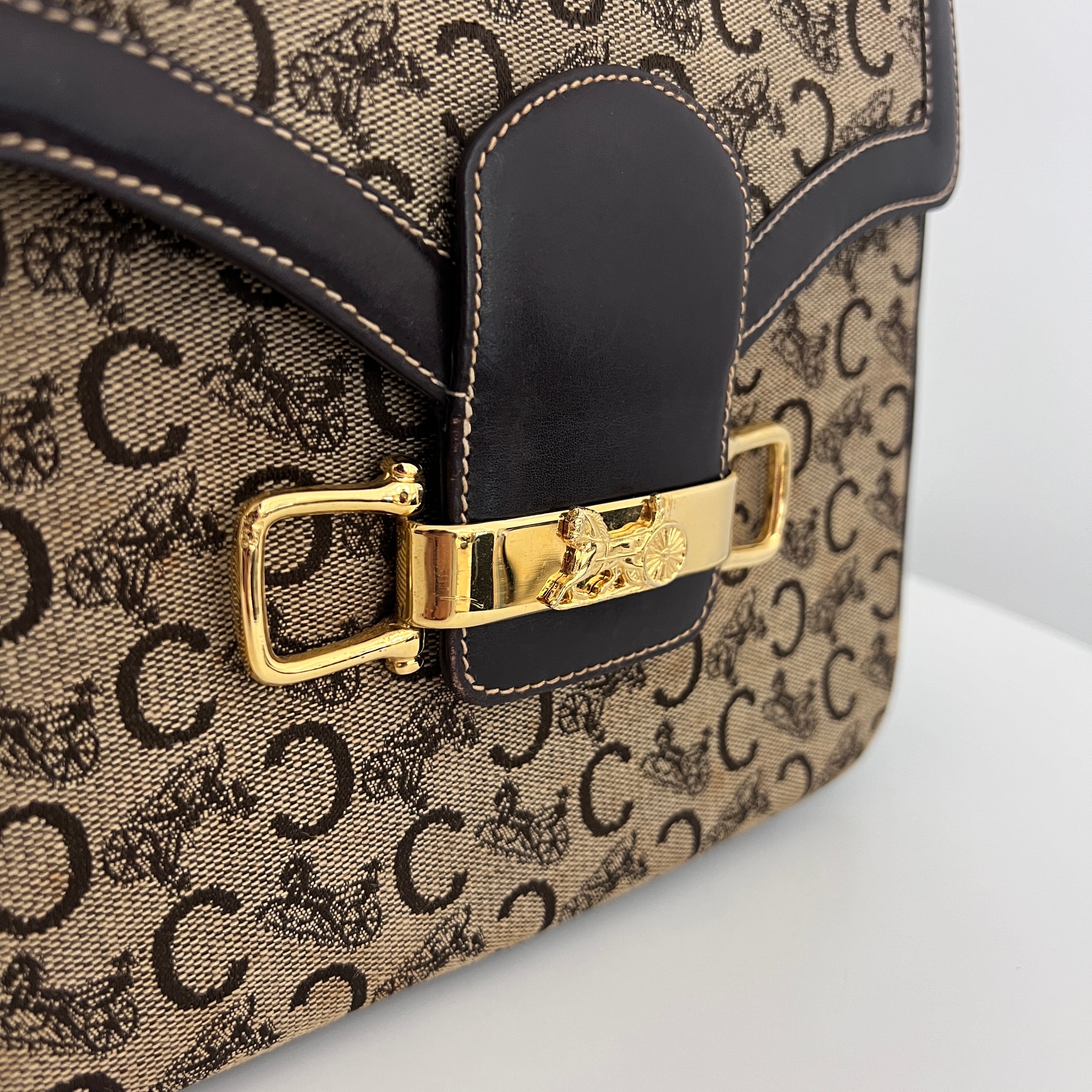 Sac CELINE Triomphe Carriage toile et cuir marron
