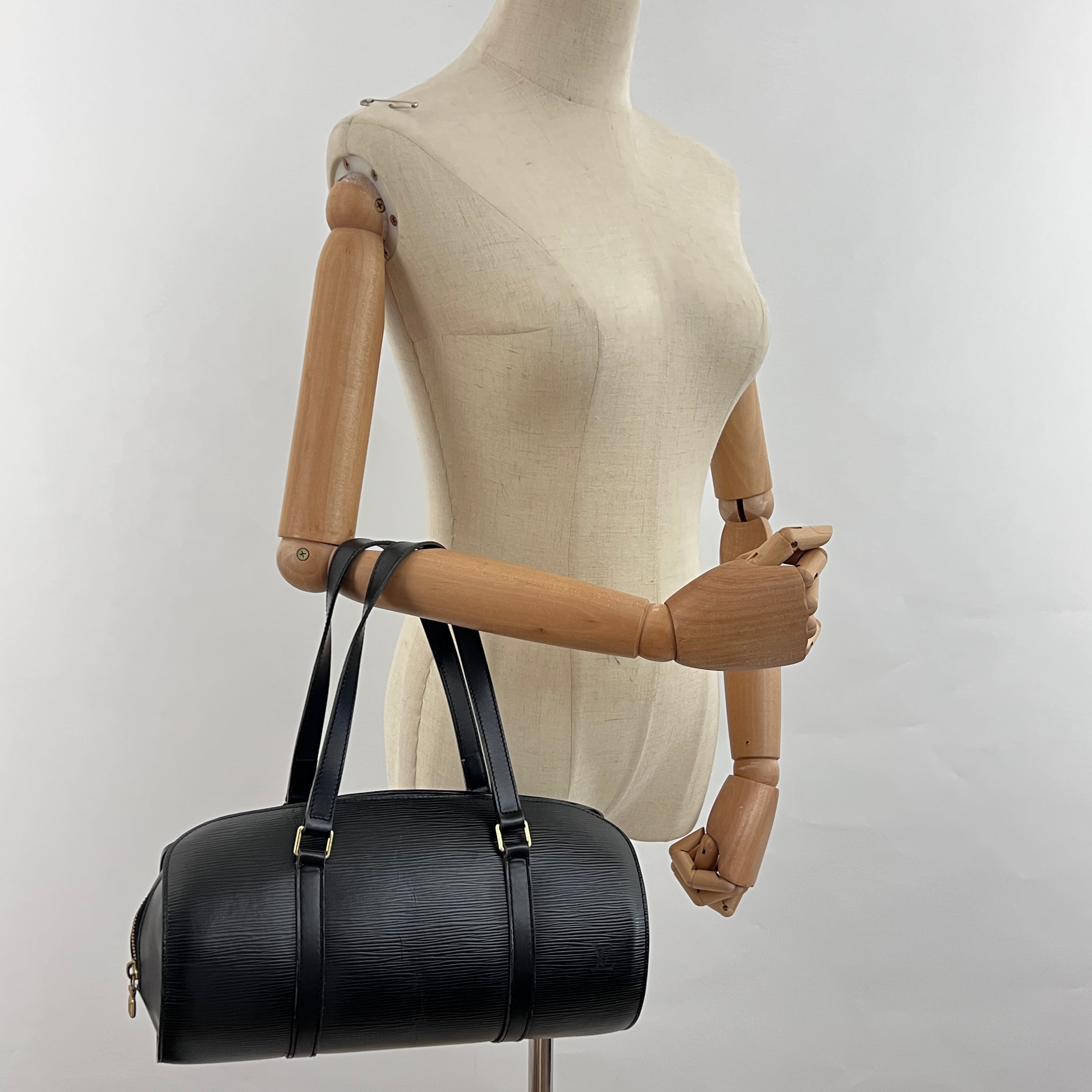 Sac LOUIS VUITTON Soufflot cuir épi noir vintage 1998