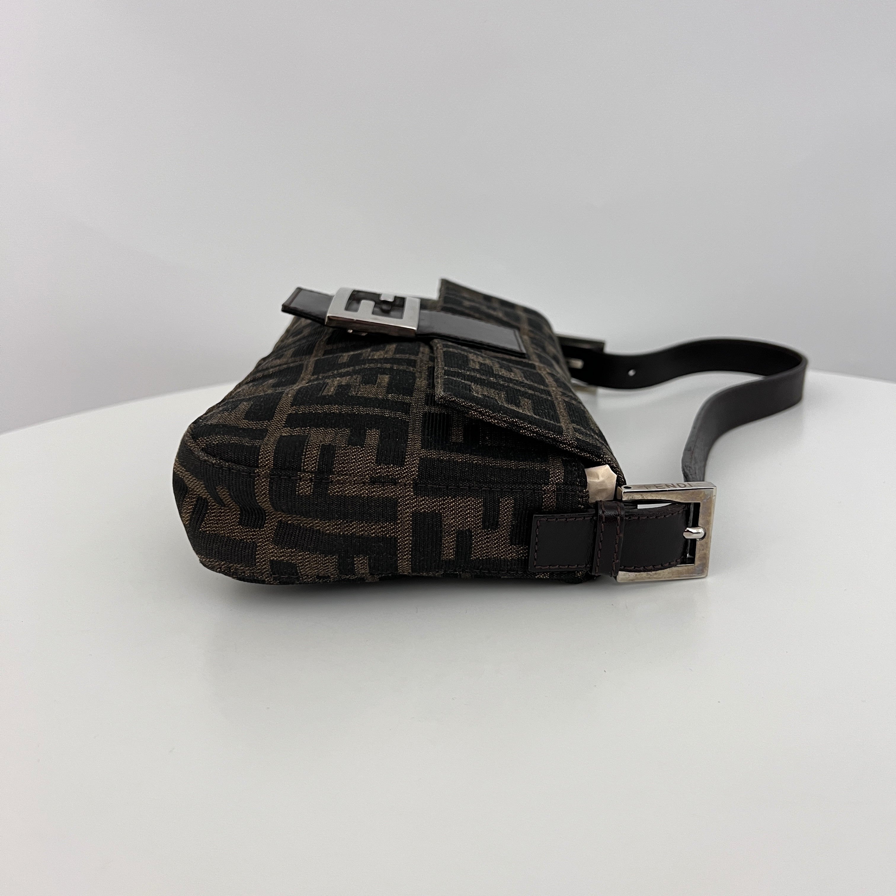 Sac FENDI Baguette toile et cuir marron