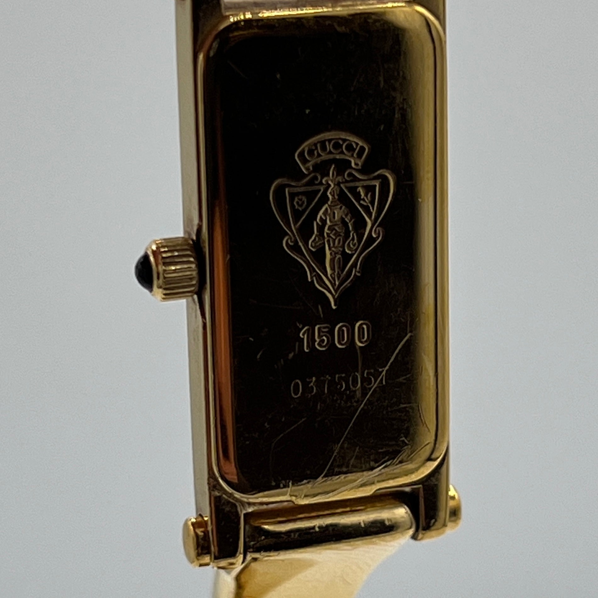 Montre GUCCI 1500 plaqué or doré