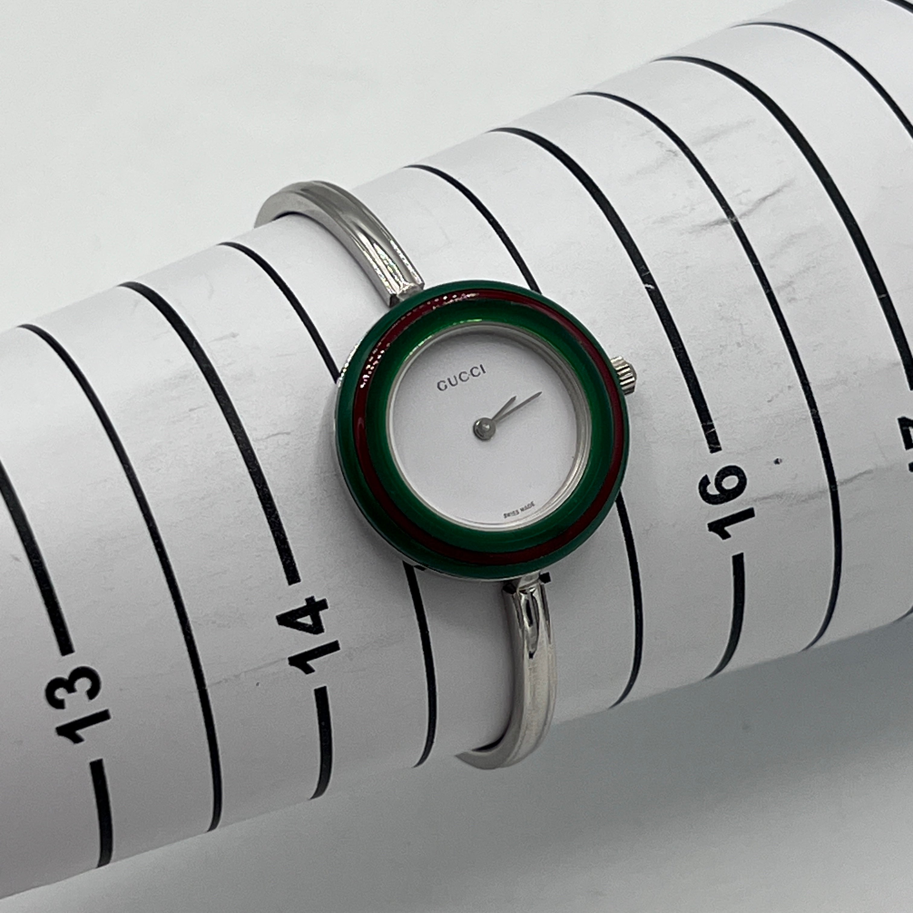 Montre GUCCI Play acier argenté