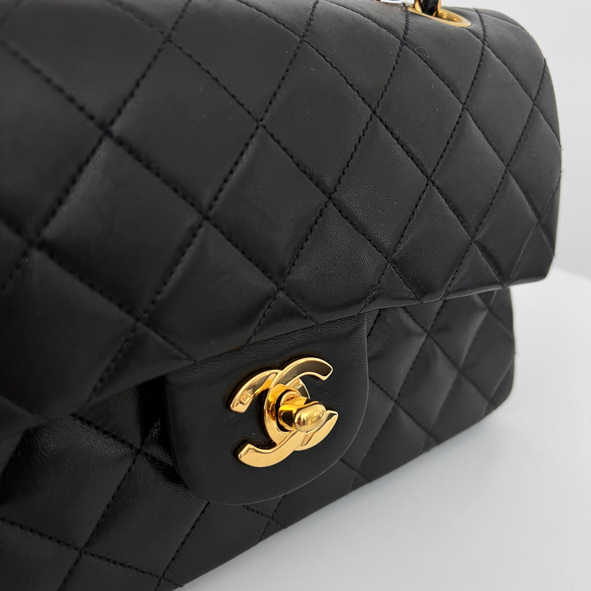 CHANEL Classic Small Flap shoulder bag black lambskin vintage 1991-1994