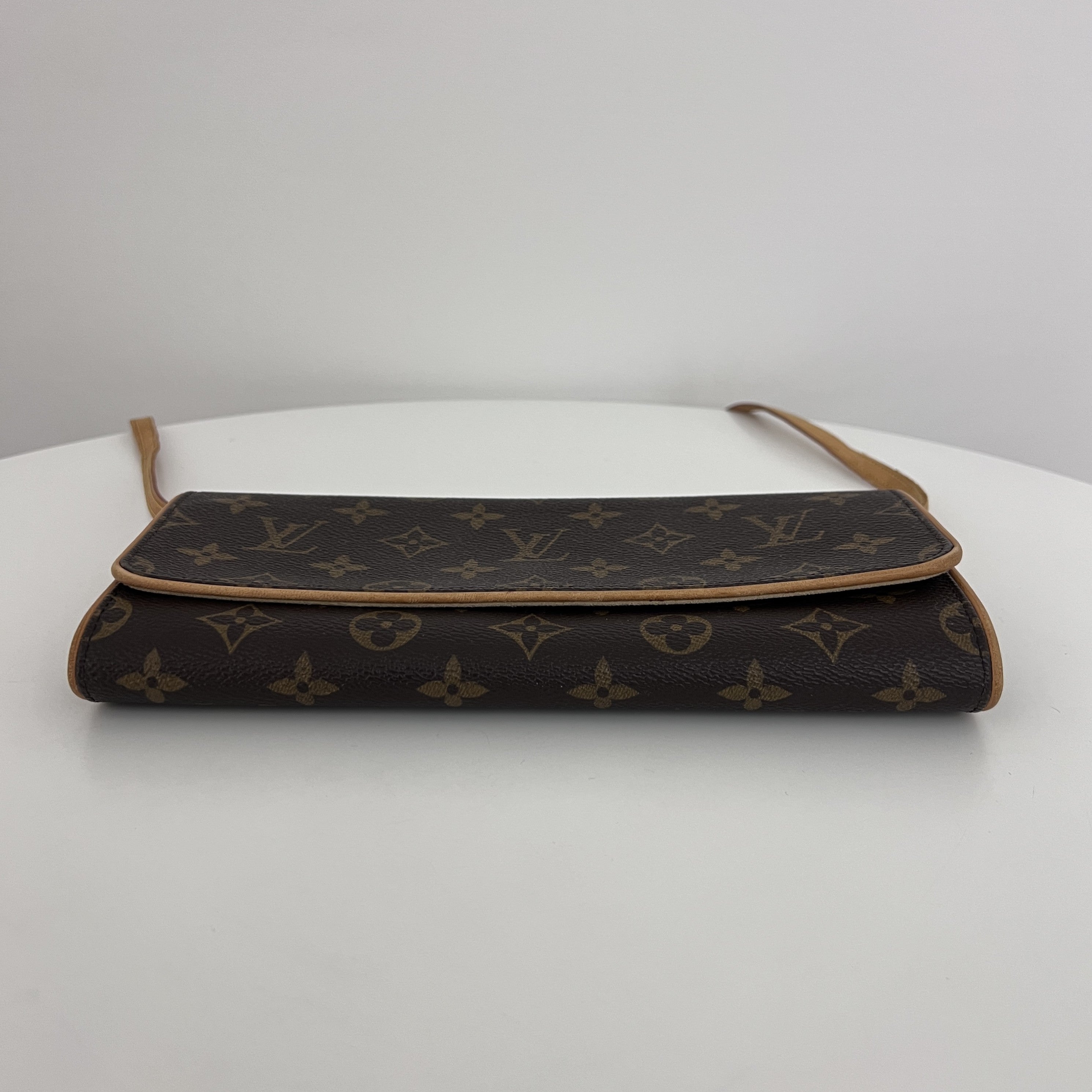 LOUIS VUITTON Twin GM Shoulder Bag in vintage brown canvas and leather 2001