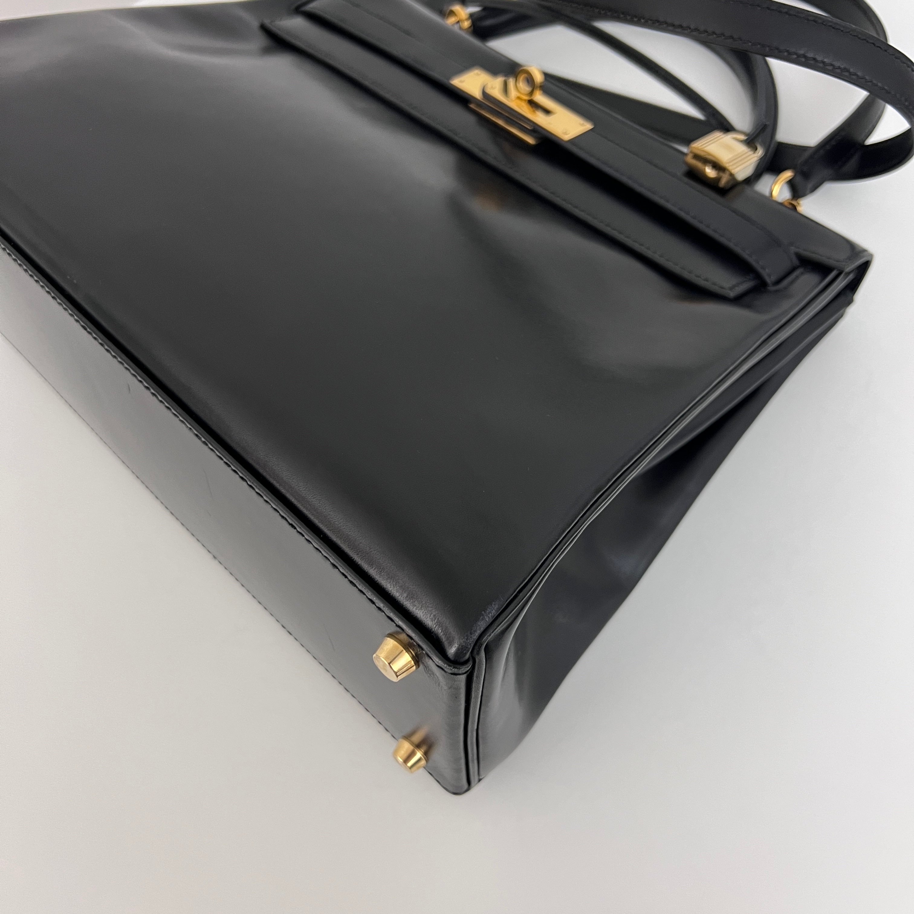 HERMÈS Kelly 32 black retourne box leather shoulder bag
