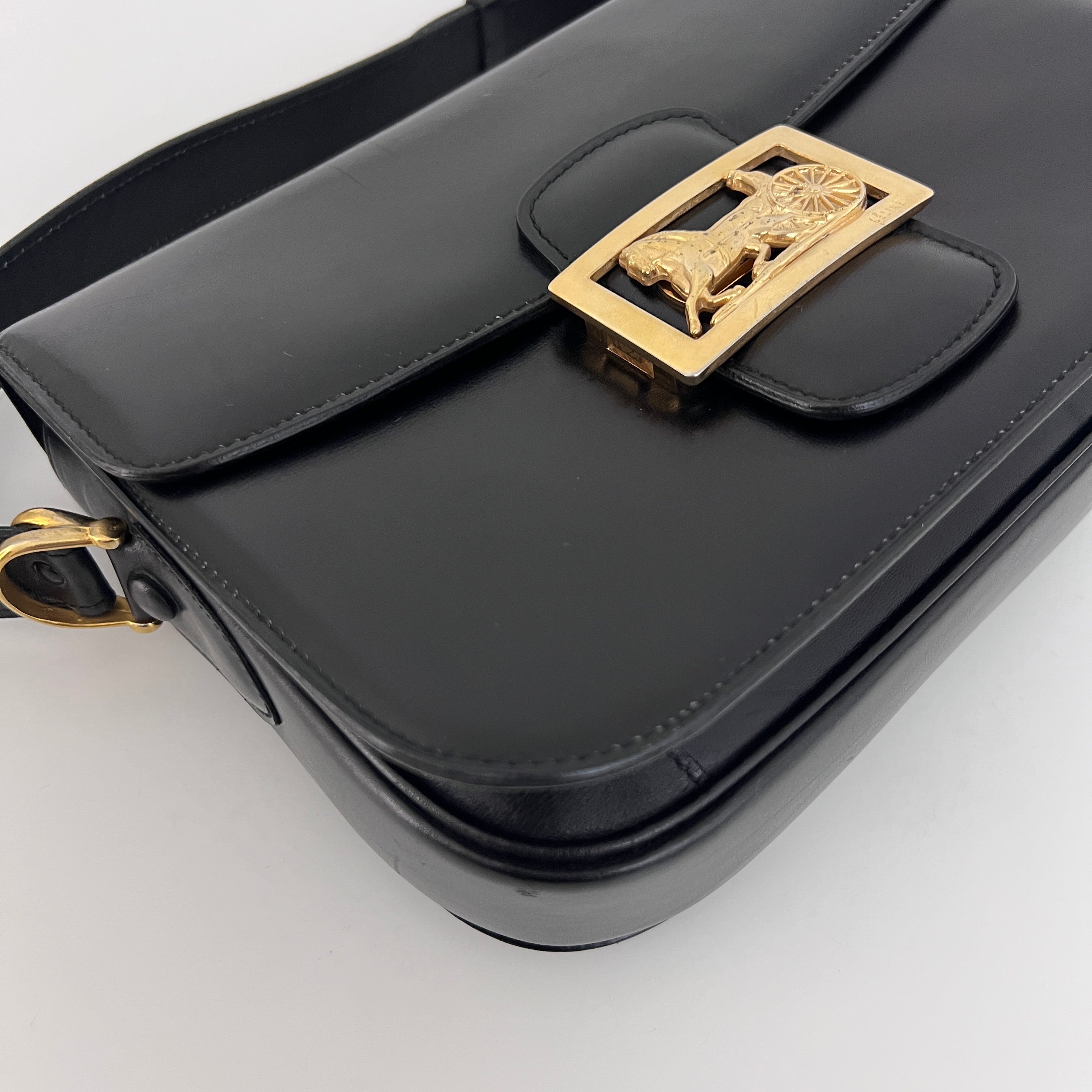 Sac CELINE Triomphe cuir lisse noir