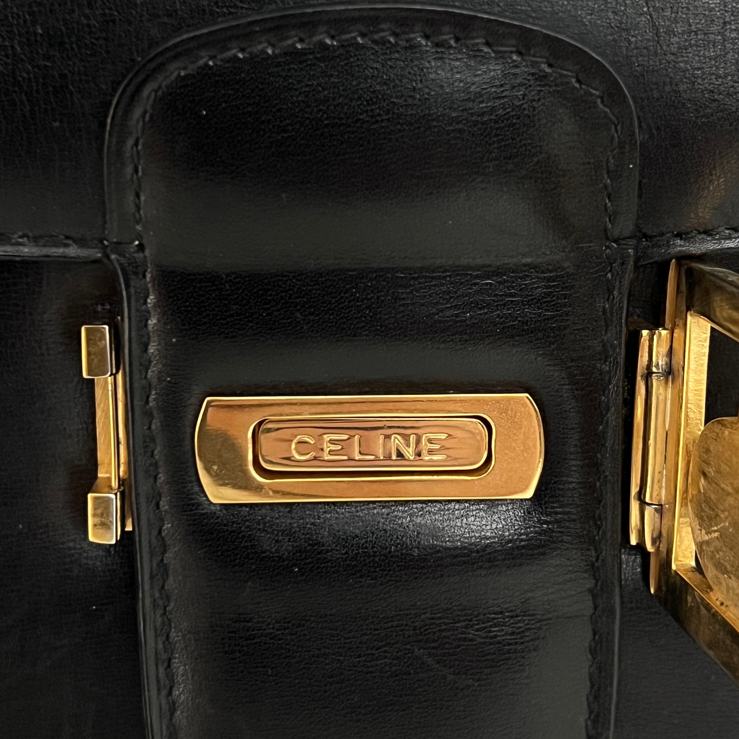 Sac CELINE Triomphe cuir lisse noir