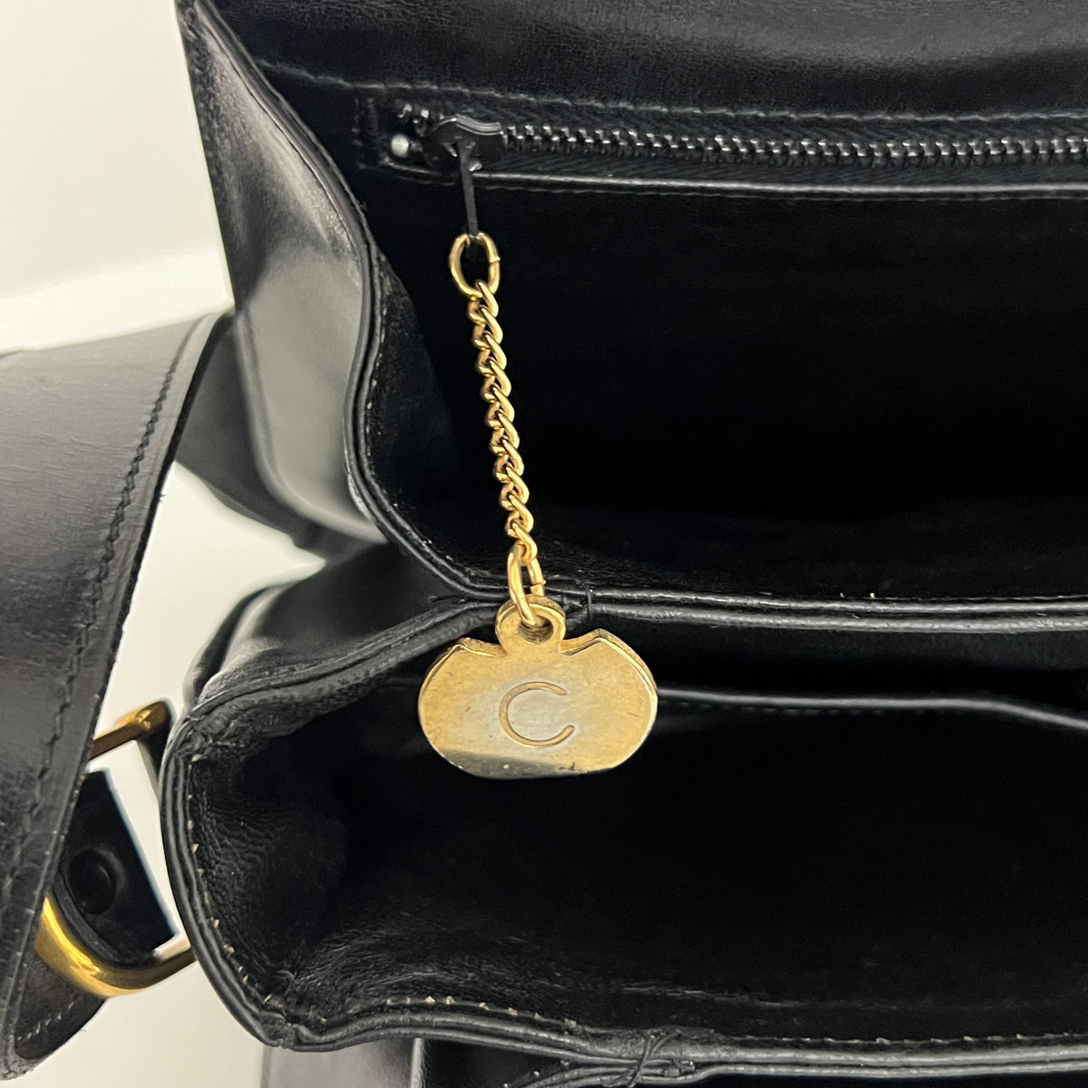 Sac CELINE Triomphe cuir lisse noir