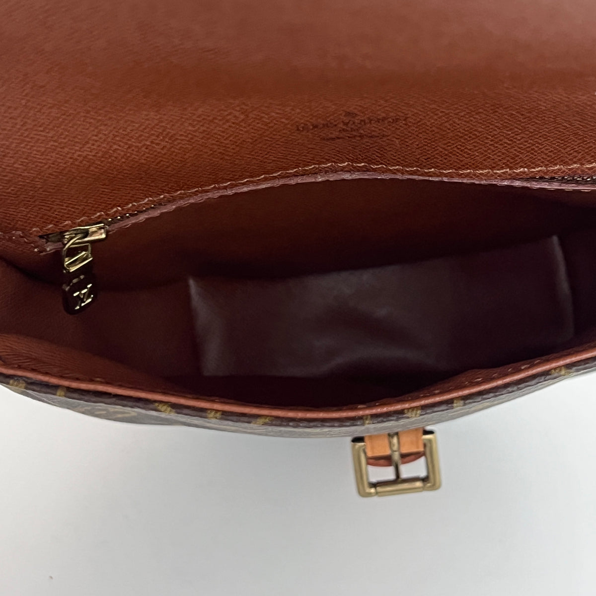 Sac à bandoulière LOUIS VUITTON Chantilly PM toile et cuir marron vintage 1992